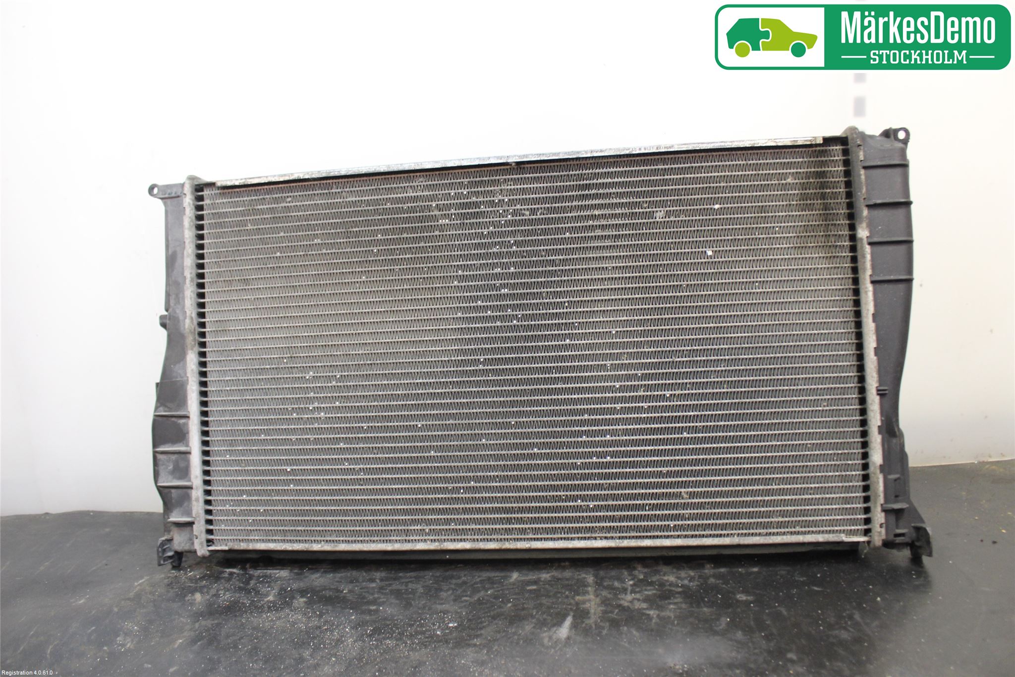 BMW 3 E90/91 SED/TOU 05-12 Radiator Automat