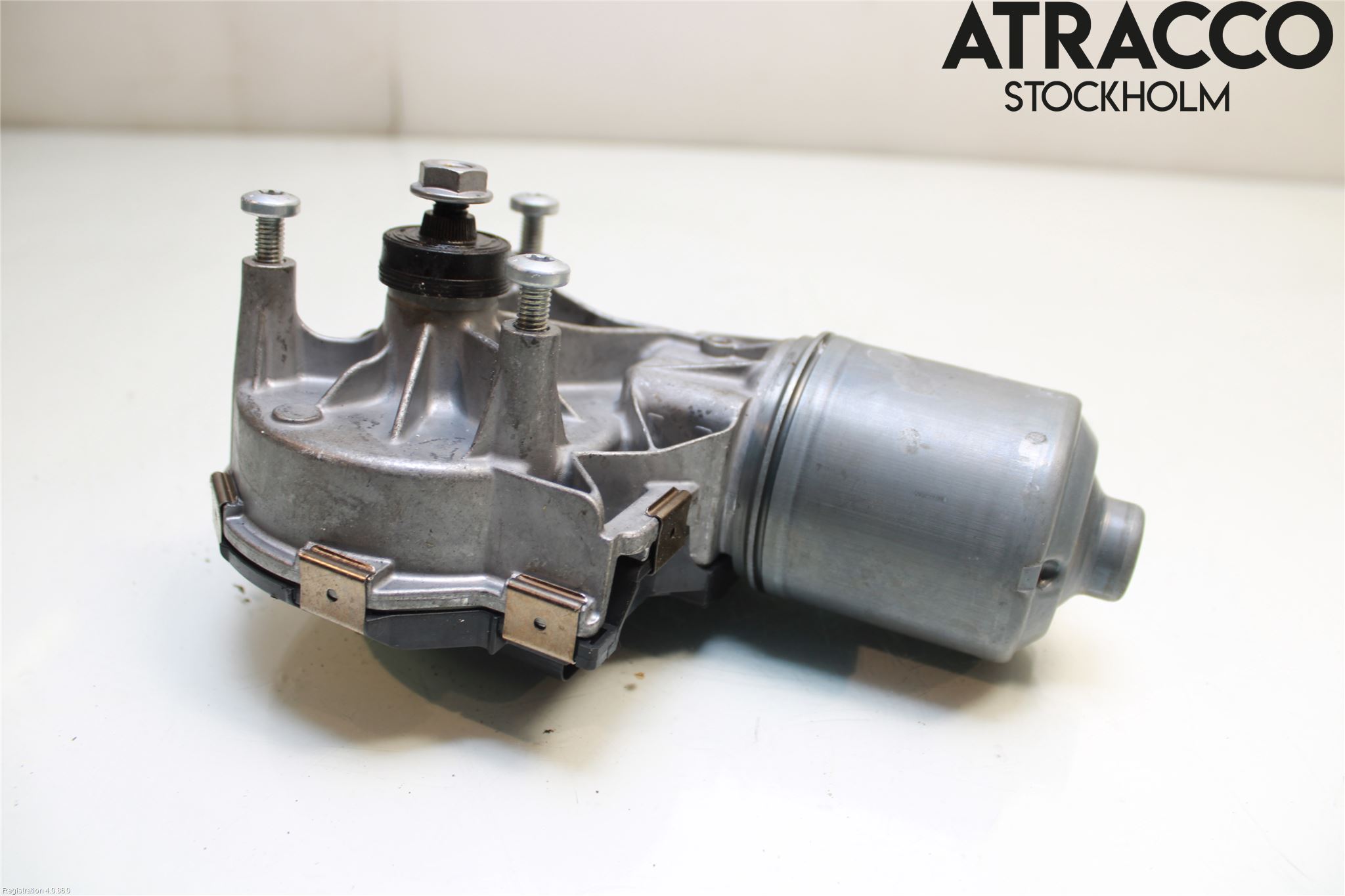 Mercedes-Benz MB E-KLASS (W212) 09-16 Viskermotor Frontrute