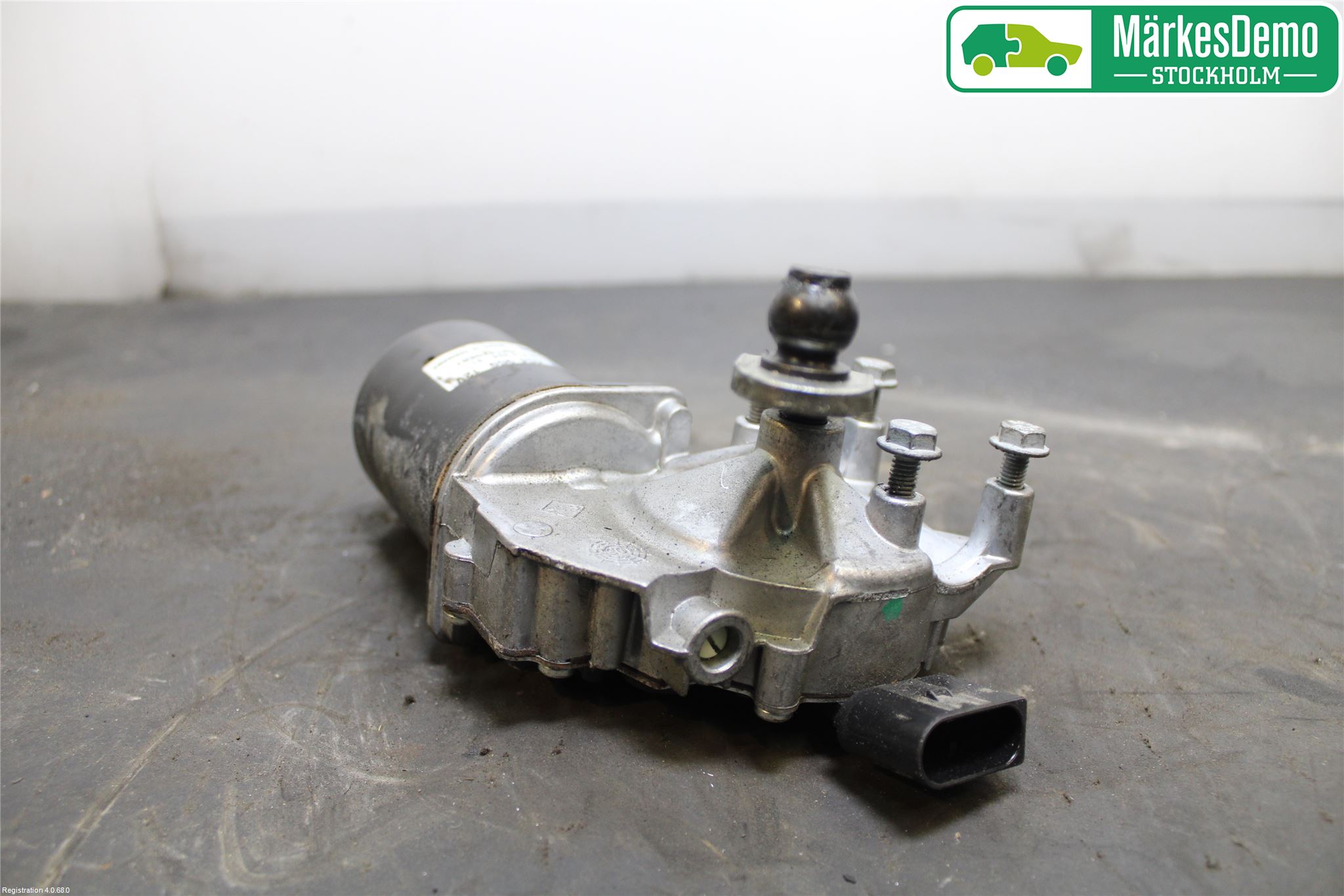 BMW 3 E90/91 SED/TOU 05-12 Viskermotor Frontrute