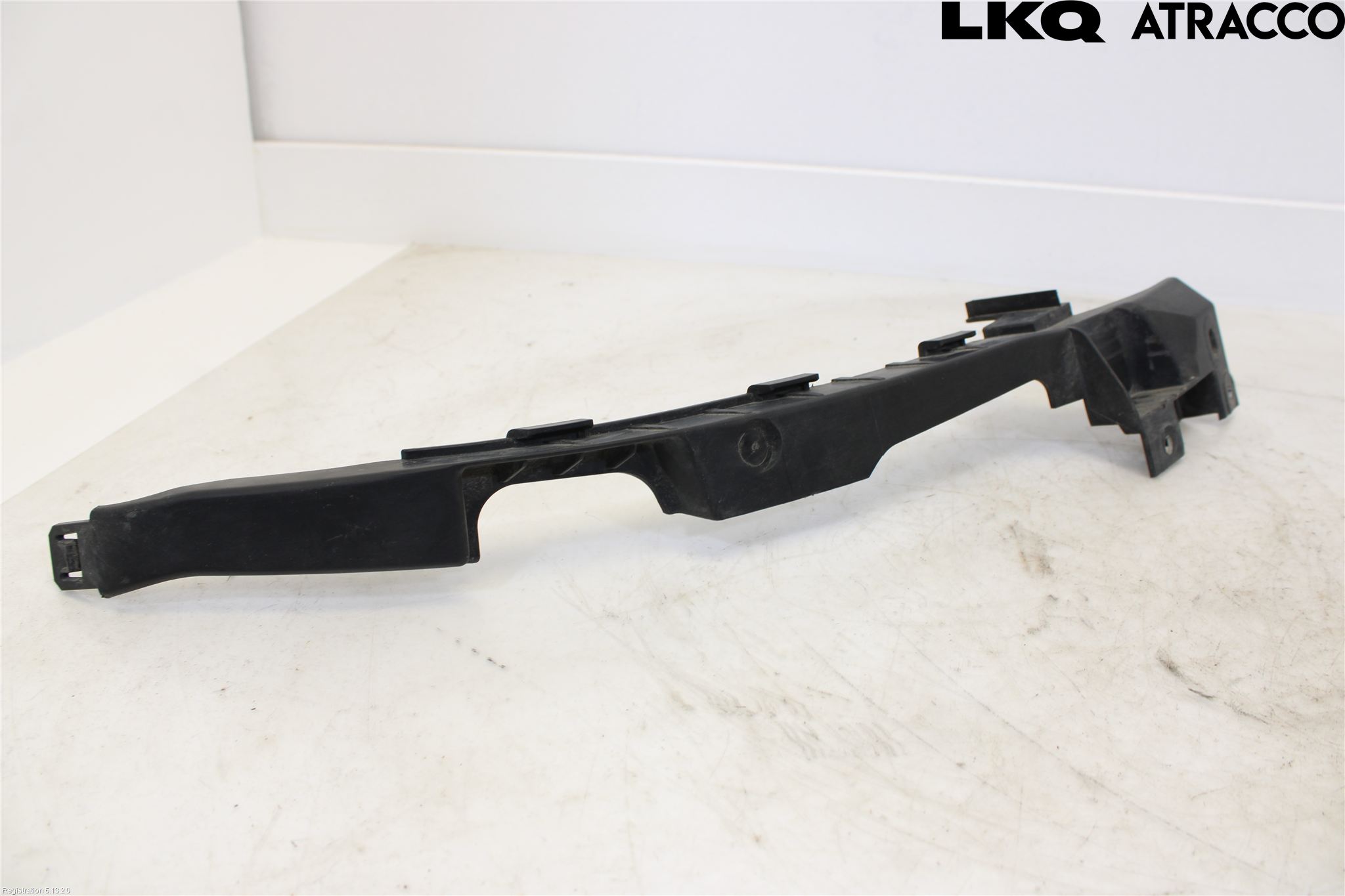Opel INSIGNIA 09-16 Støtfangerfeste Foran Høyre