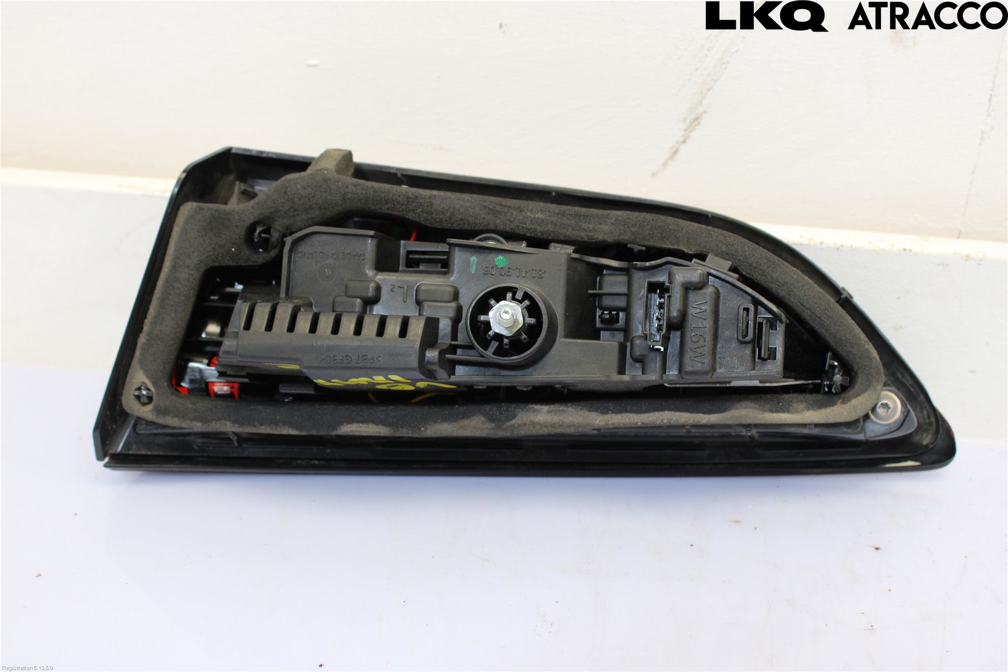 Opel ASTRA K 16-22 Baklykt Venstre  På Luke(Indre