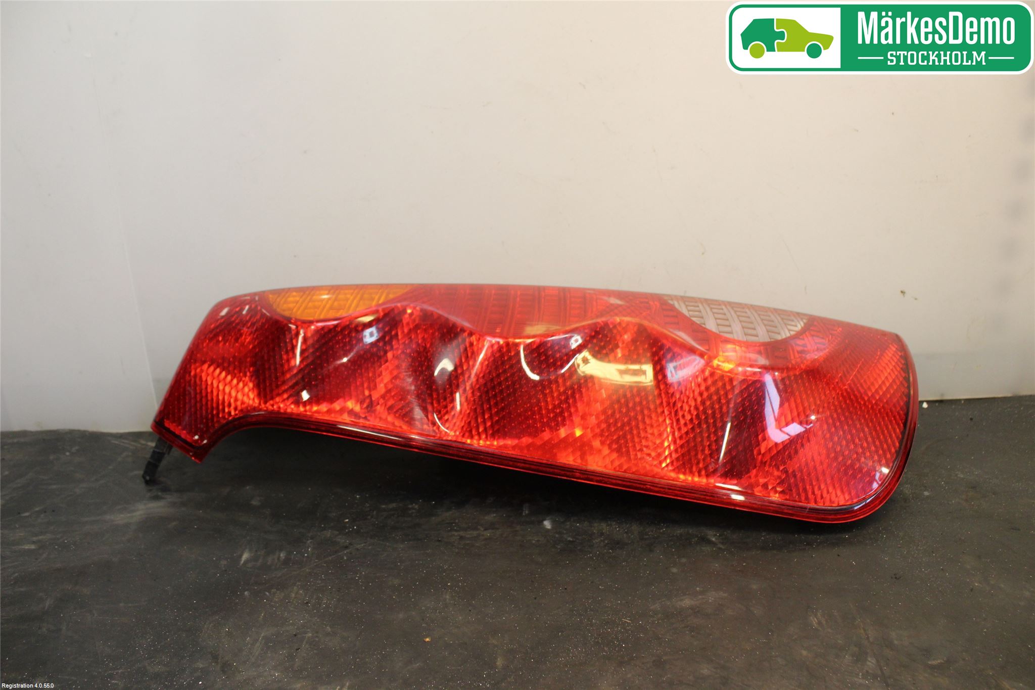Nissan NOTE E11 06-14 Baklykt Venstre