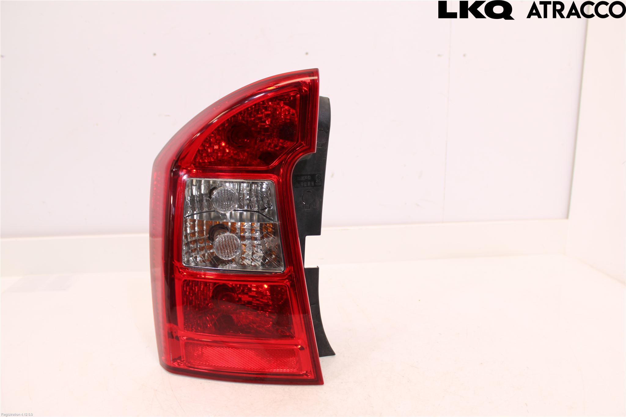 Kia CARENS II 07-12 Baklykt Venstre
