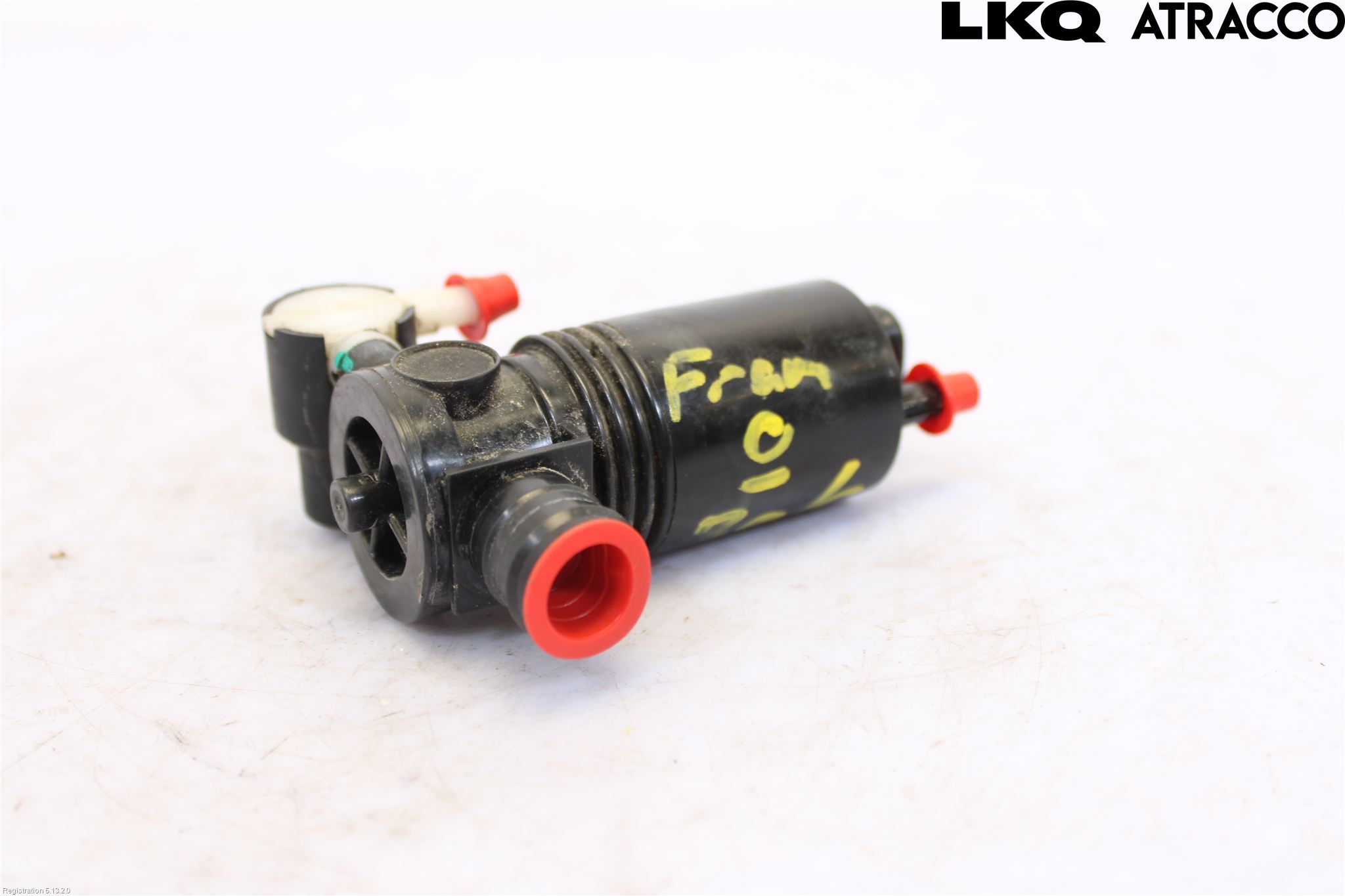 Toyota COROLLA CROSS XG10 22- Spylerpumpe Frontrute
