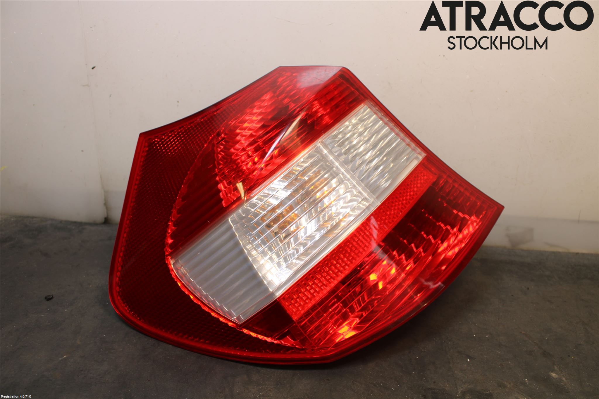 BMW 1 E87/81 5D/3D 03-11 Baklykt Venstre