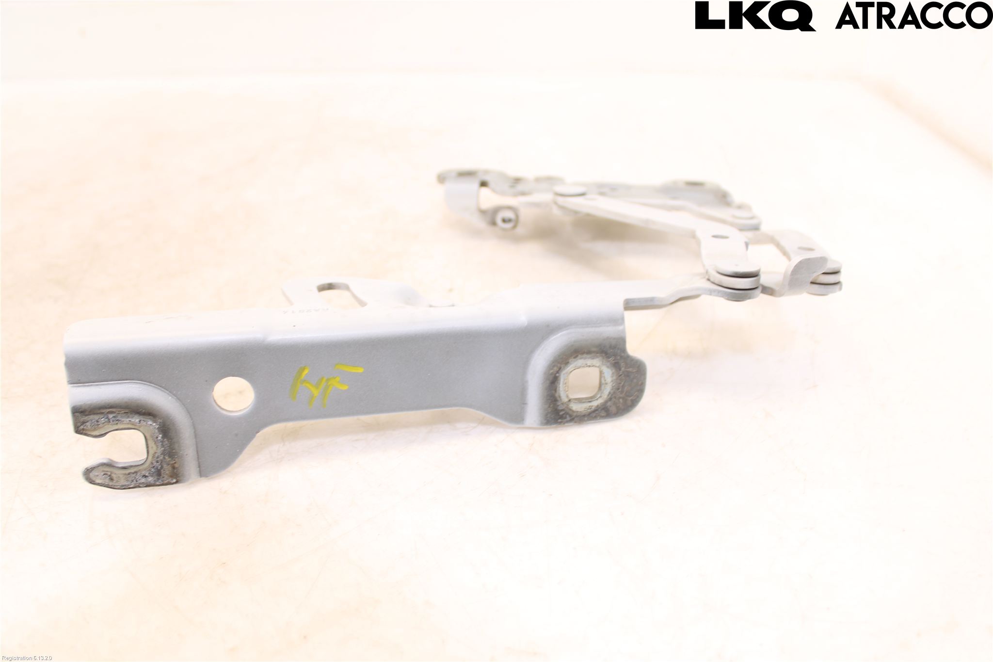 BMW 3 F30/F31/F80 12-19 Panser Hengsel - Hengsler