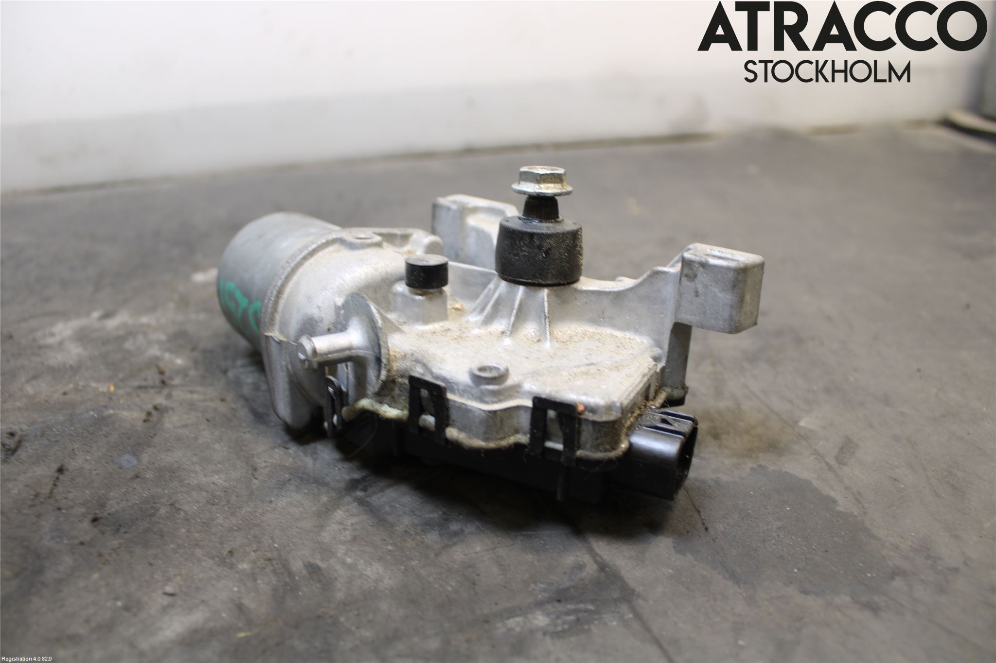 Toyota YARIS XP130 12-14 Viskermotor Frontrute