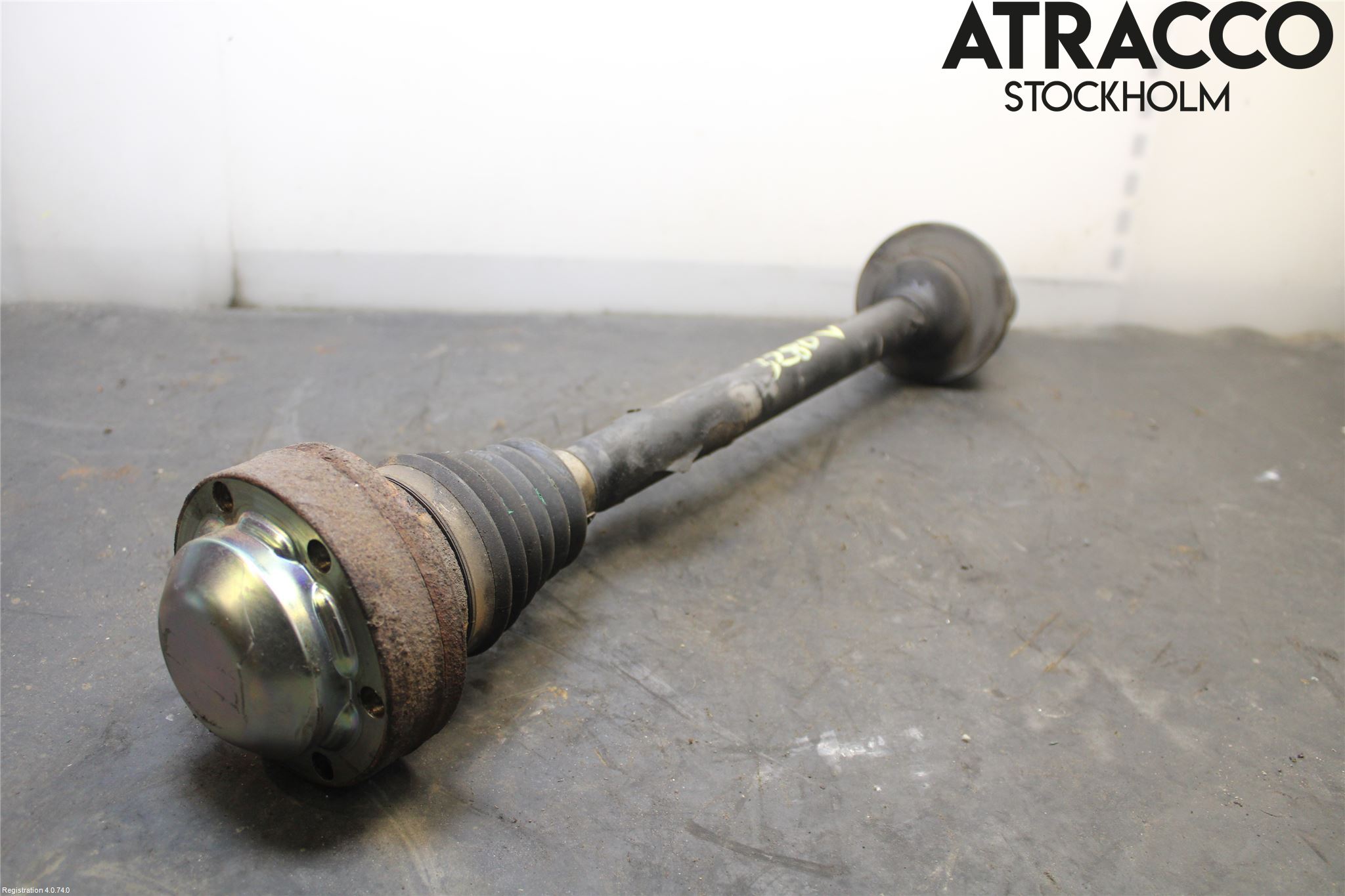 Audi A6/S6     05-11 Drivaksel Foran Kompl Venstre