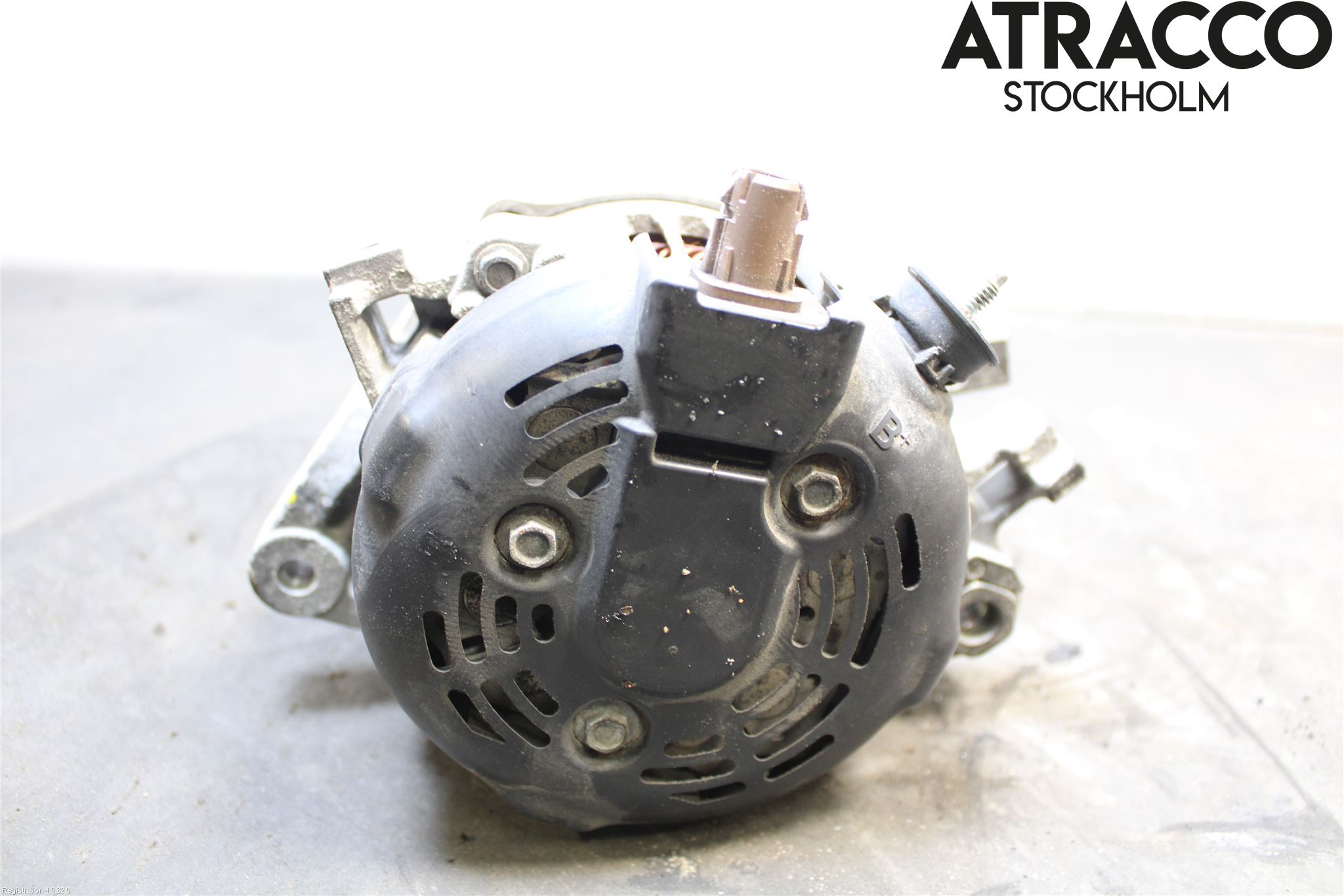 Toyota YARIS XP130 12-14 Dynamo