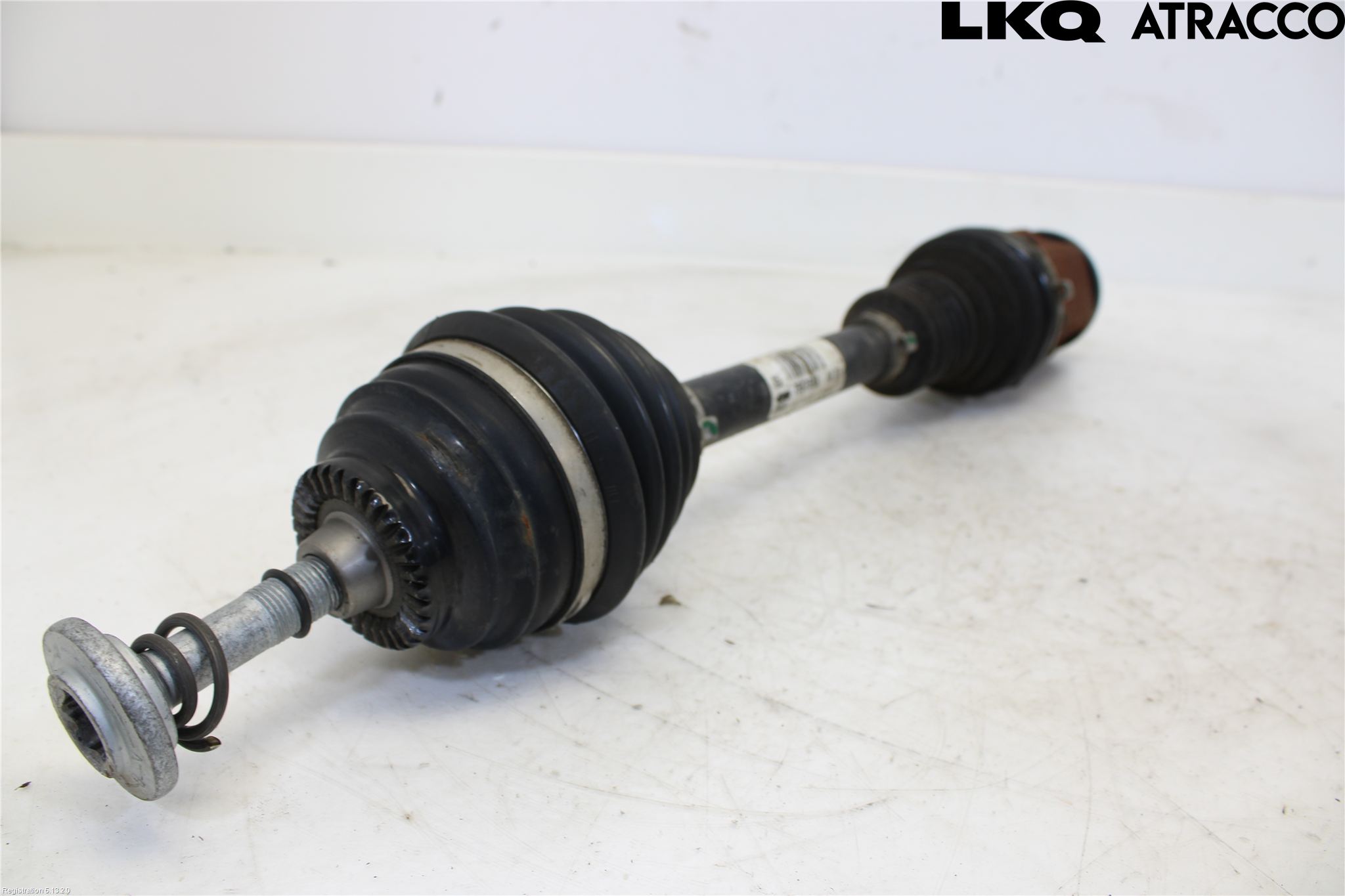 BMW 3 F30/F31/F80 12-19 Drivaksel Foran Kompl Venstre