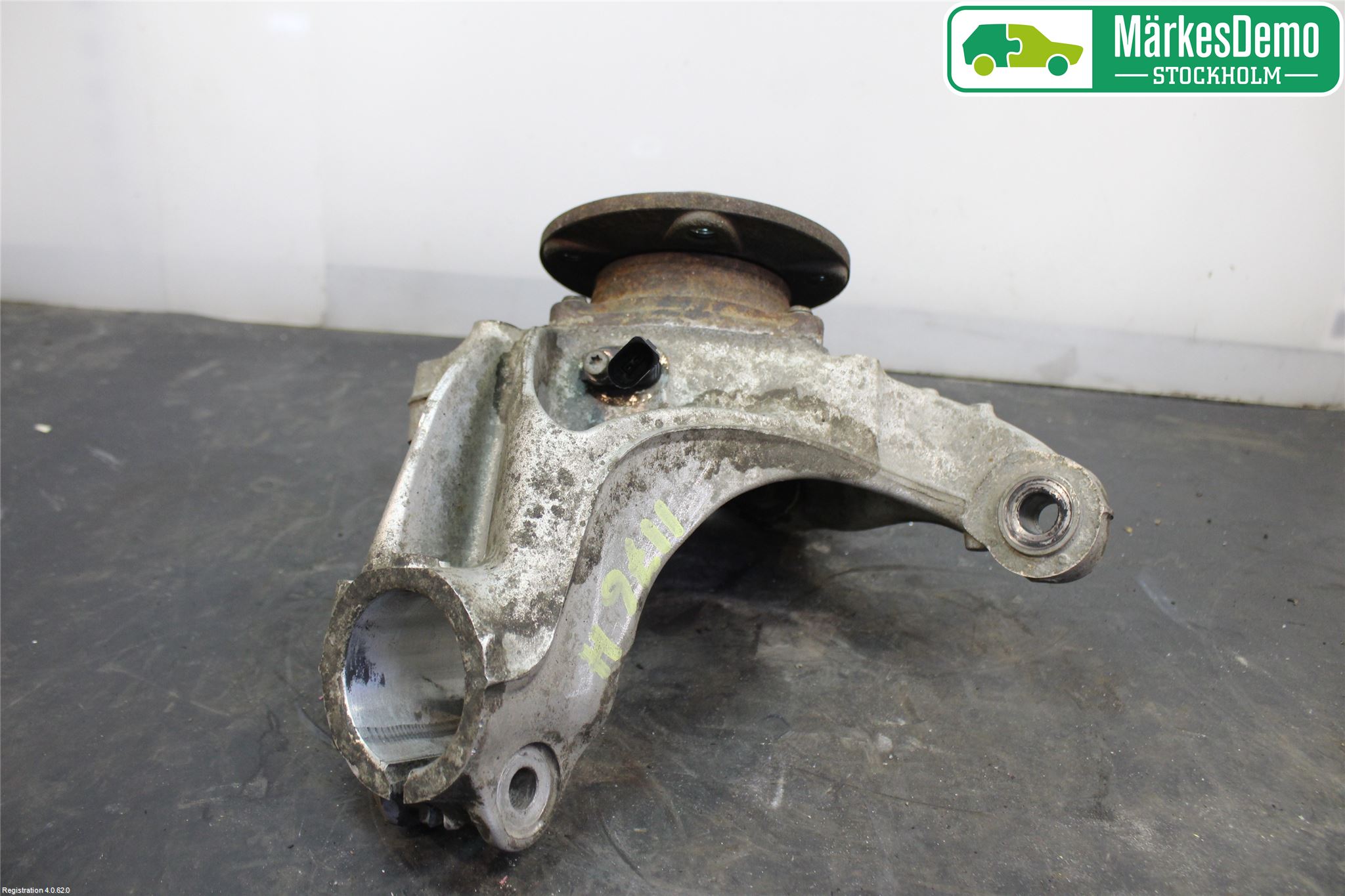 Volkswagen VW PASSAT 15-19 Spindel Hf