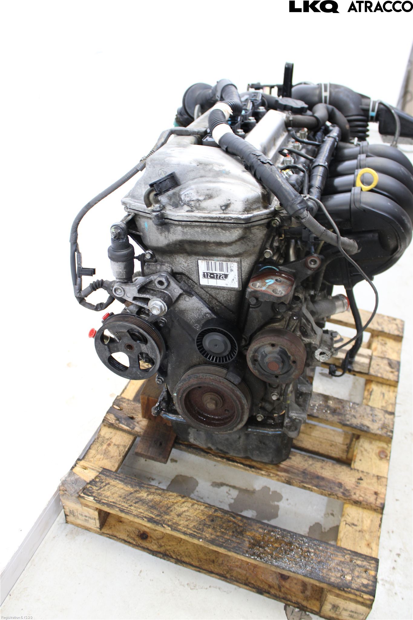 Toyota AVENSIS 98-02 Motor Bensin