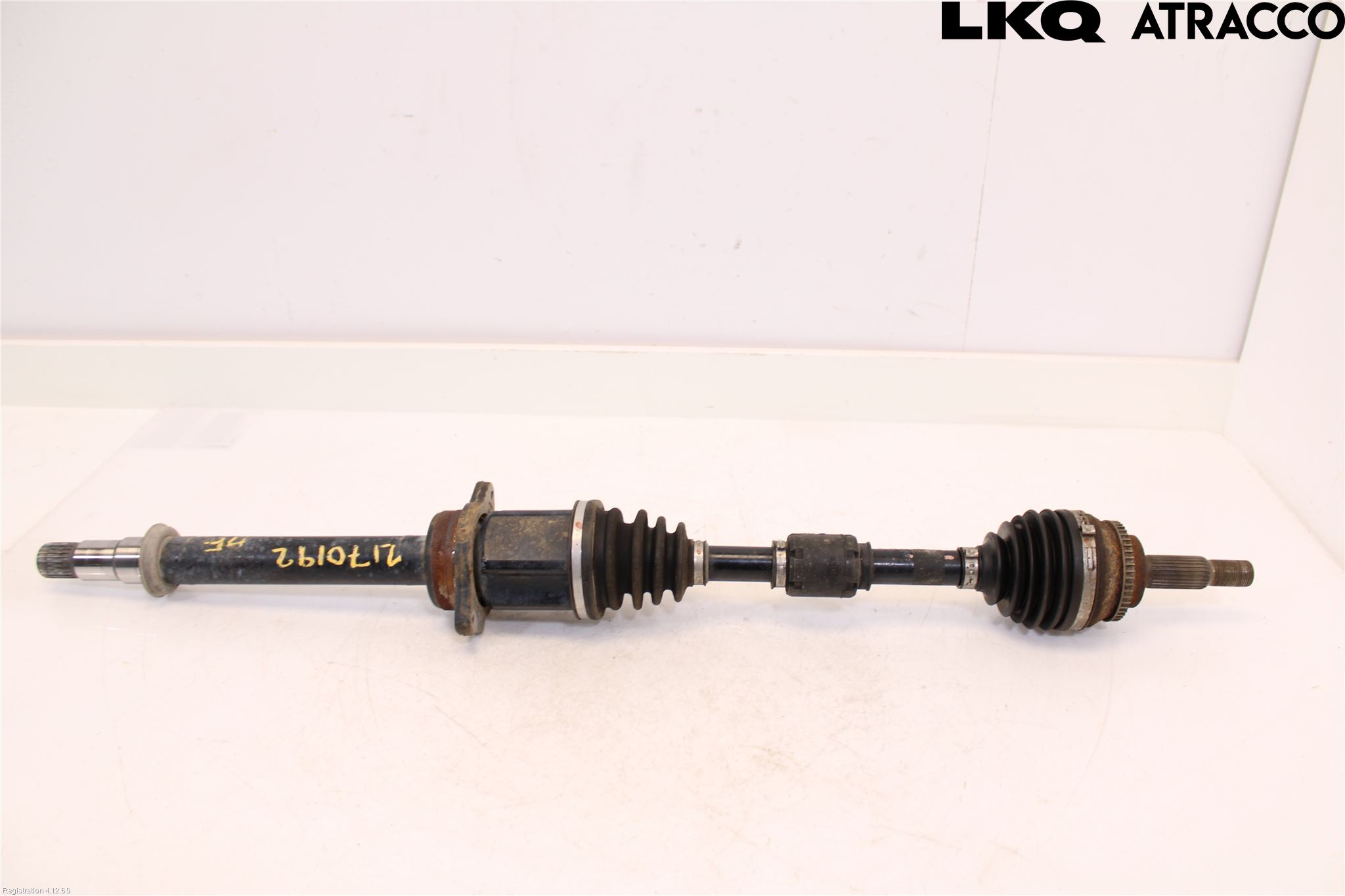 Toyota AVENSIS 07-08 Drivaksel Foran Kompl Høyre
