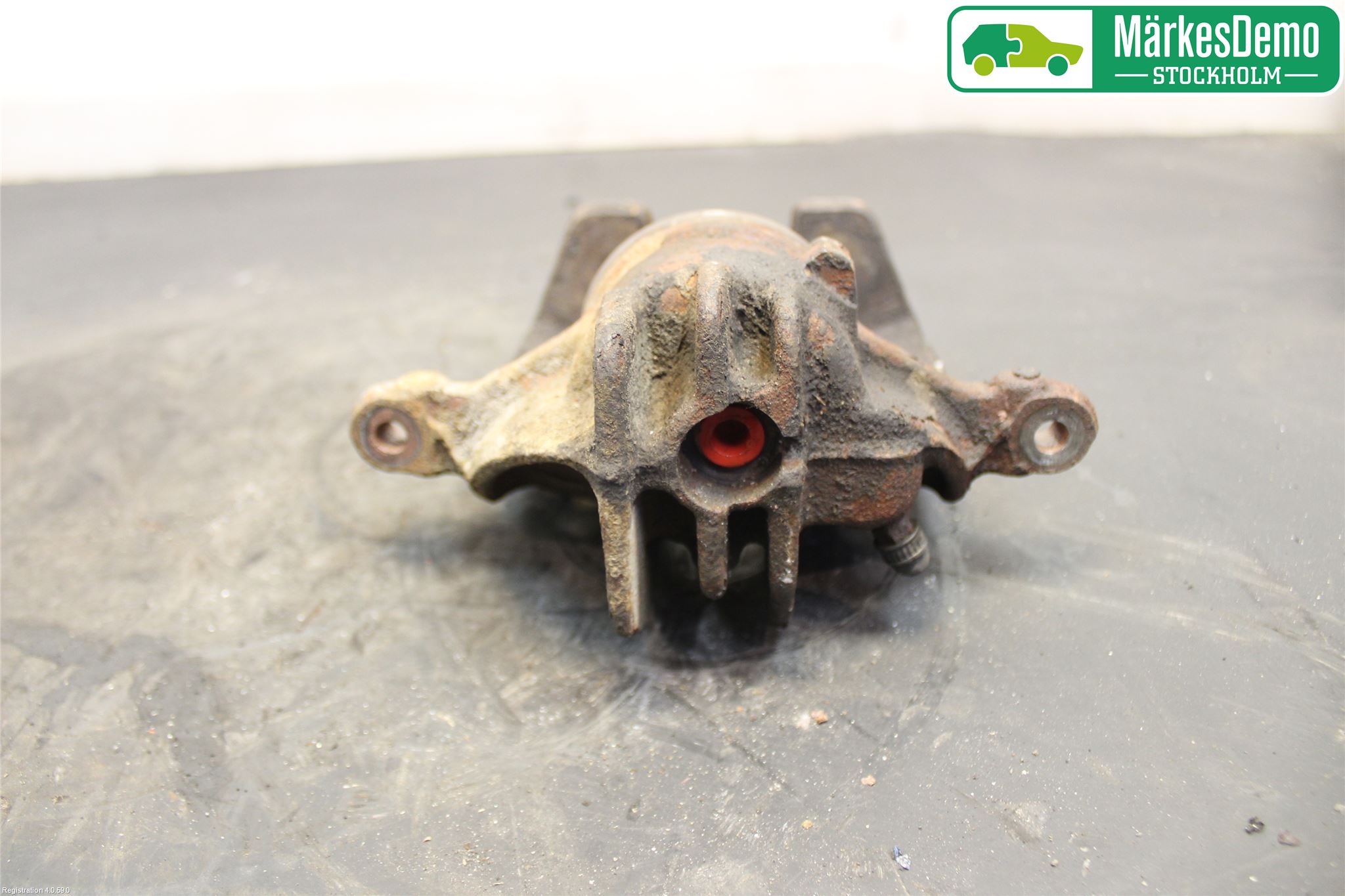 Mitsubishi CARISMA 00-04 Bremsecaliper Foran Venstre