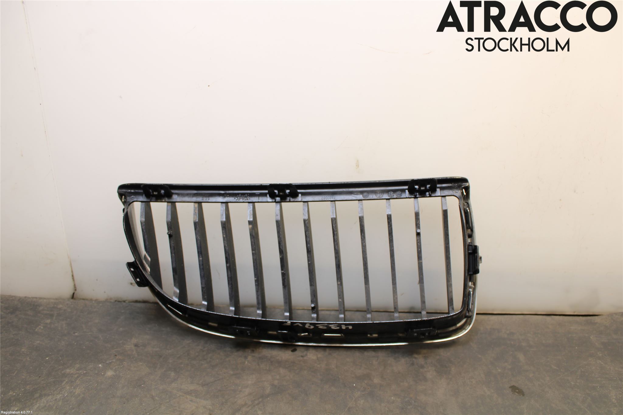 BMW 3 E90/91 SED/TOU 05-12 Grilldel Venstre