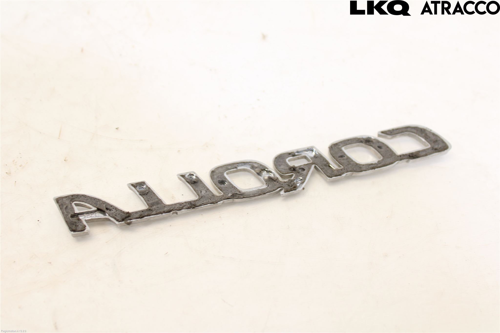 Toyota COROLLA CROSS XG10 22- Emblem