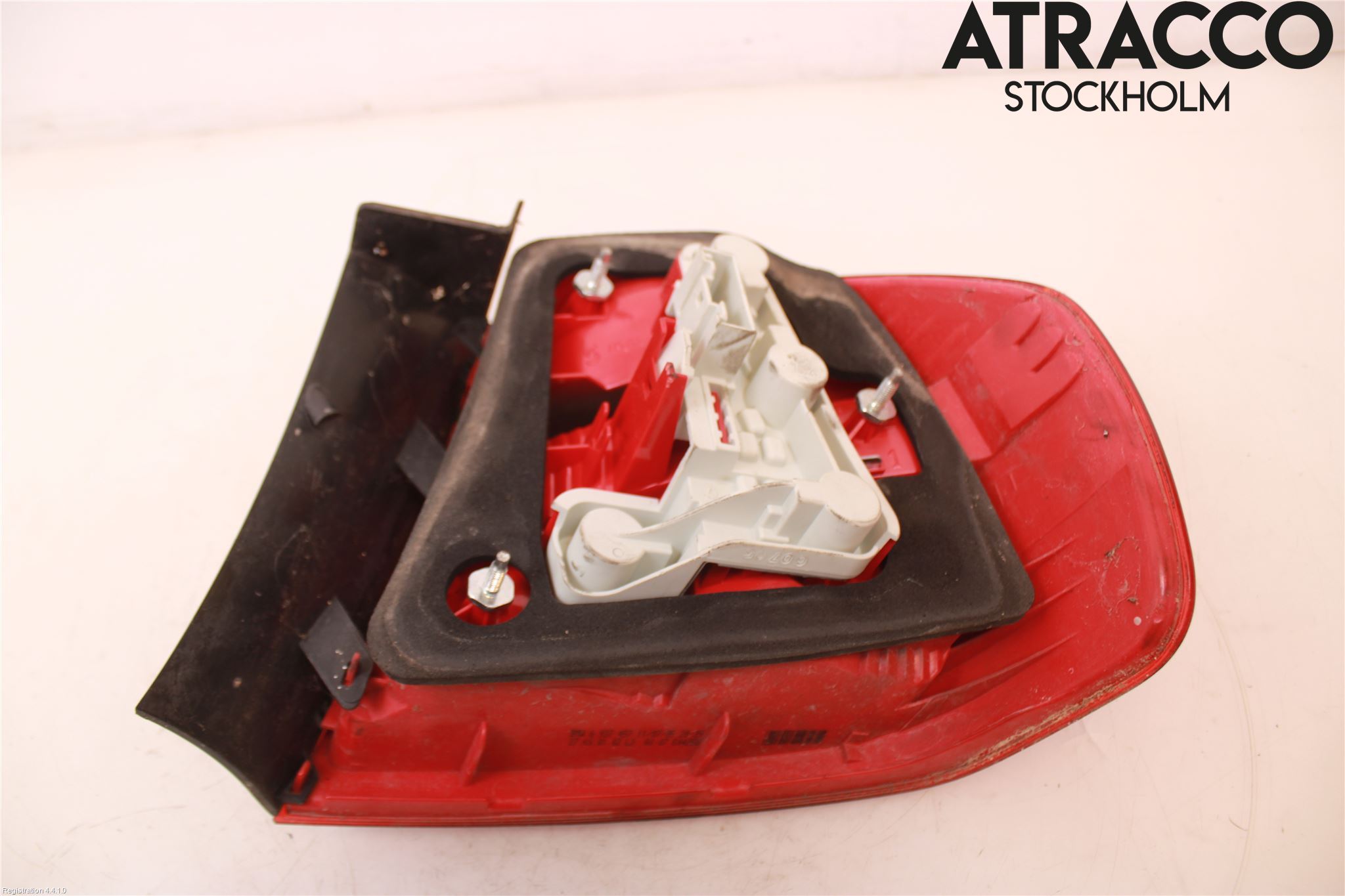 BMW 3 E90/91 SED/TOU 05-12 Baklykt Venstre
