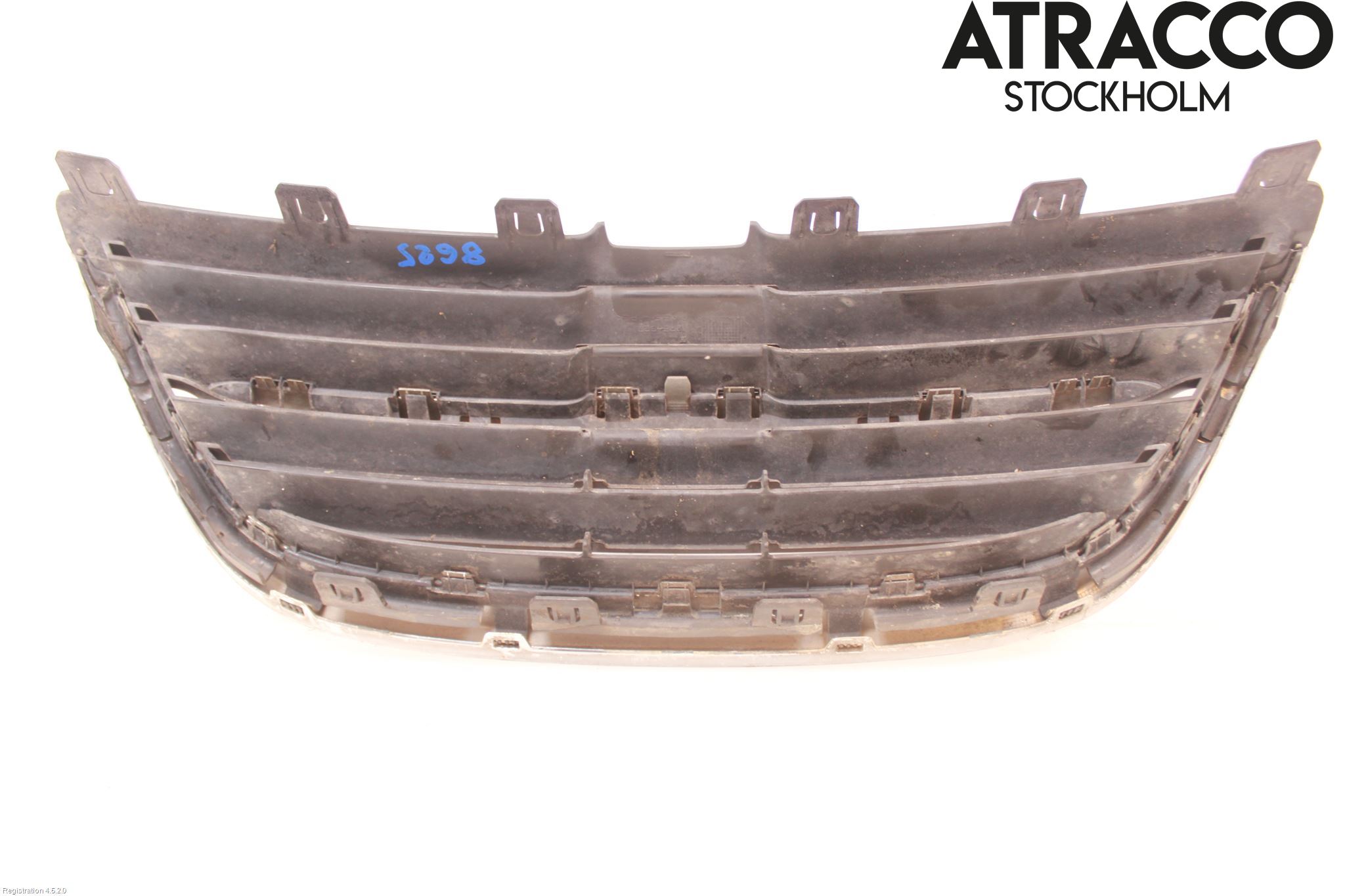 Saab 9-5     06-10 Grilldel Midt