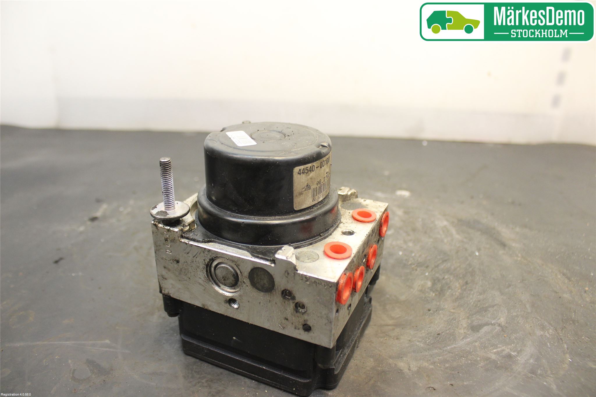 Toyota YARIS XP130 12-14 Abs Hydraulikkaggregat
