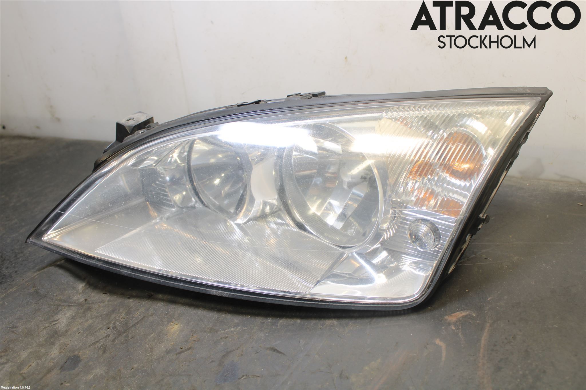 Ford MONDEO     01-06 Frontlykt Venstre