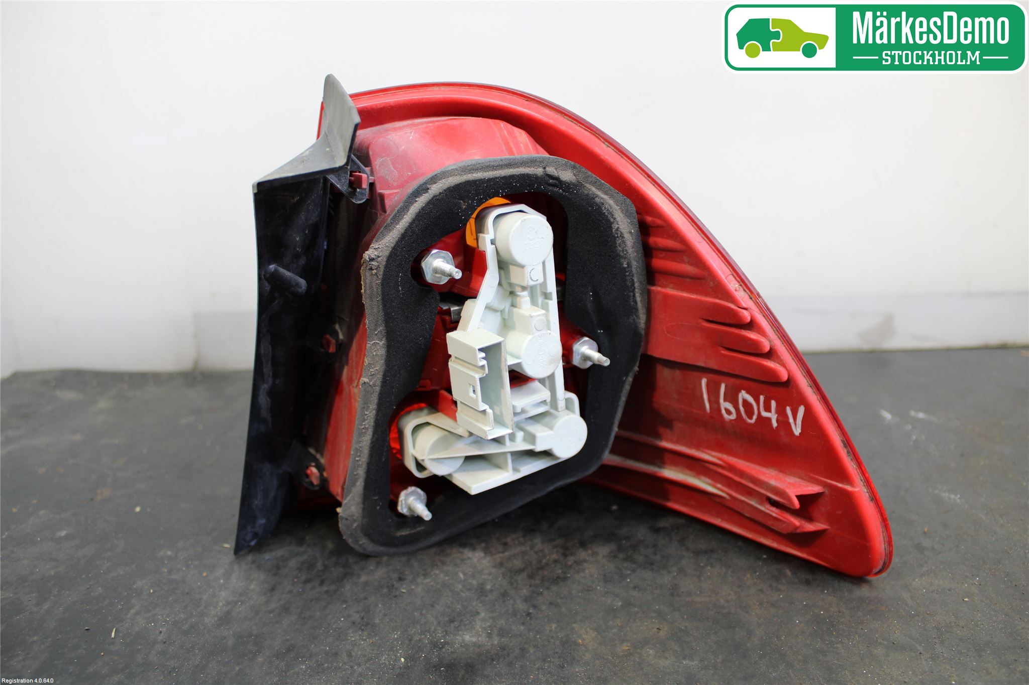 BMW 3 E90/91 SED/TOU 05-12 Baklykt Venstre