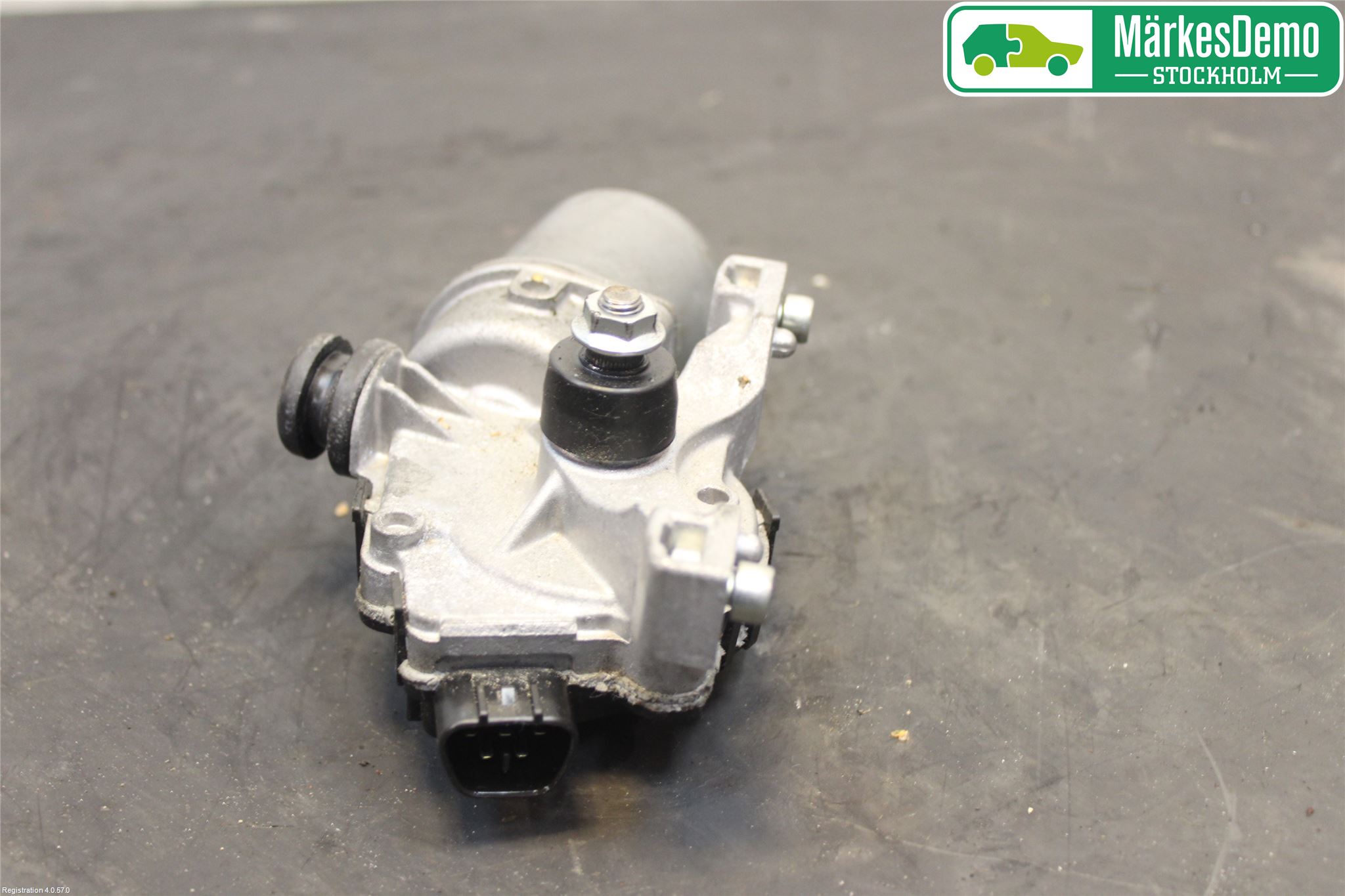 Toyota YARIS XP130 15-20 Viskermotor Frontrute