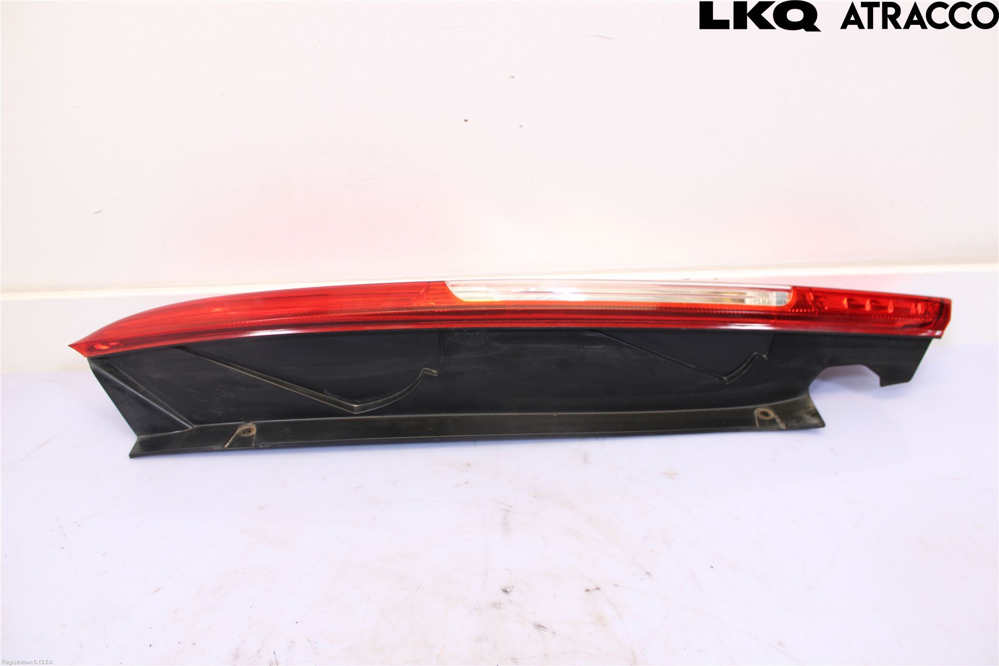 Ford FOCUS     04-07 Baklykt Venstre