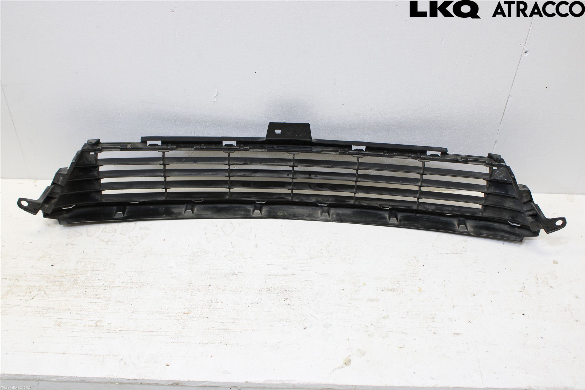 Toyota AURIS 13-19 Grilldel Midt
