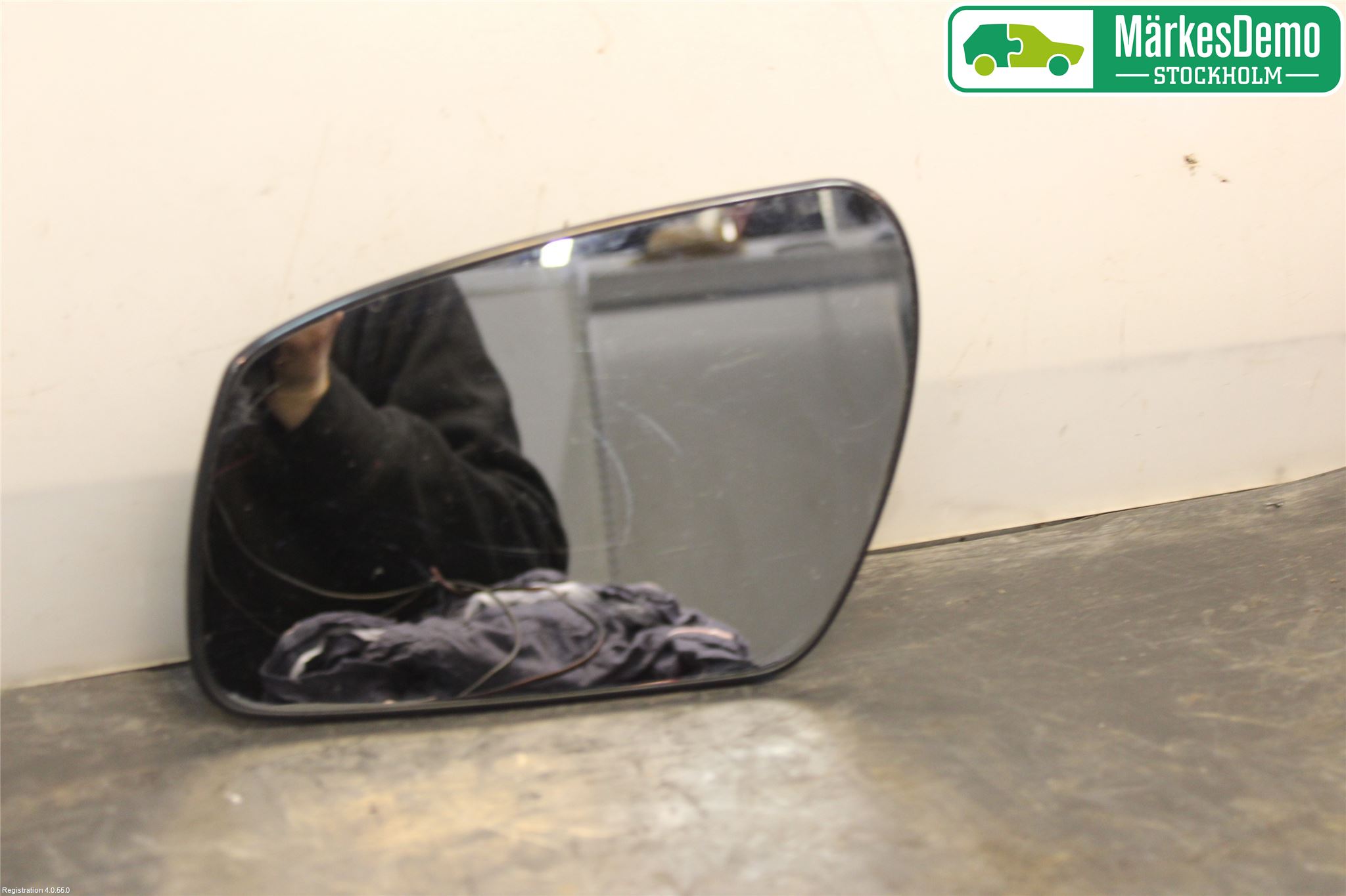 Ford FOCUS     04-07 Speil Glass V