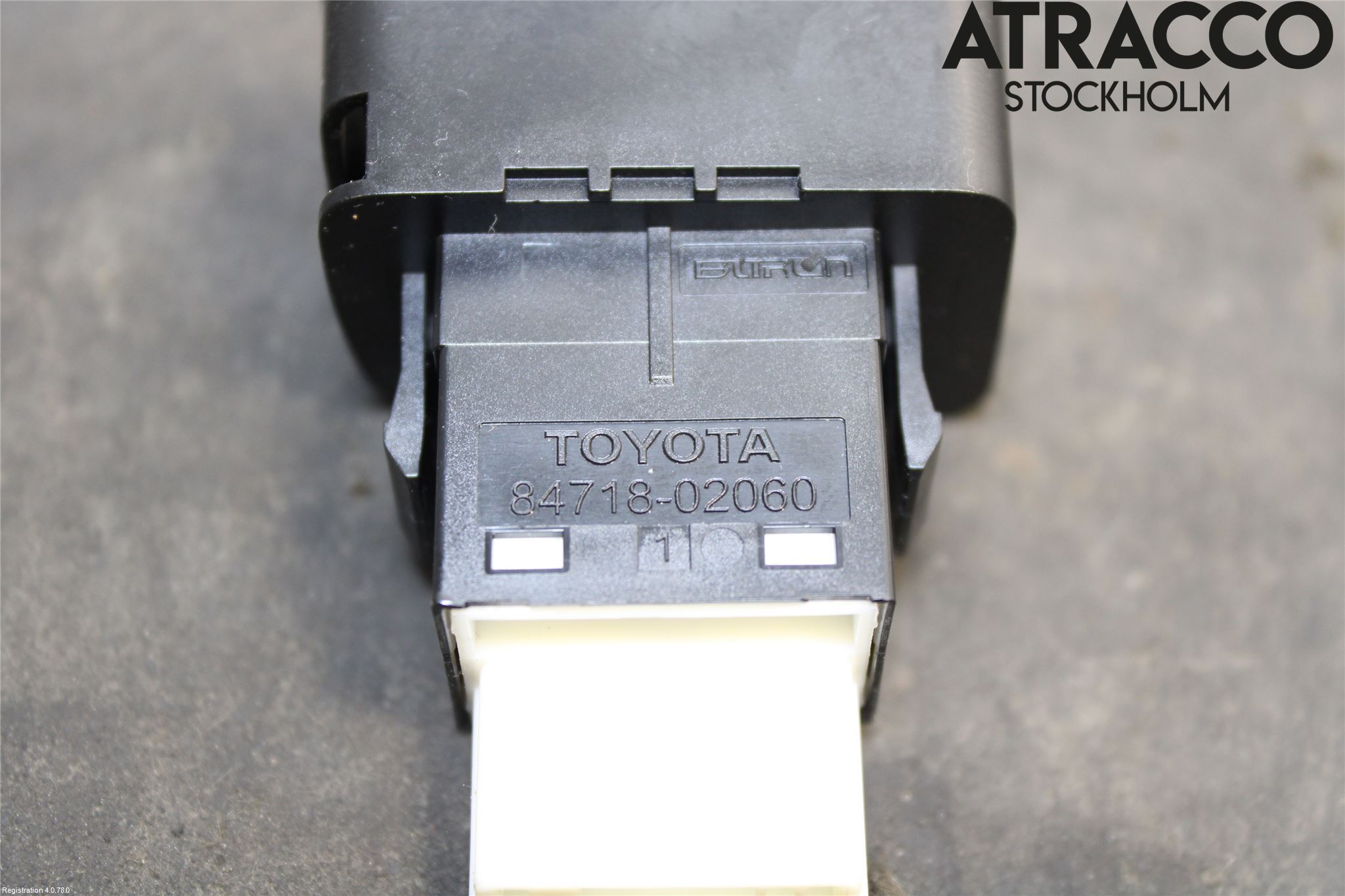 Toyota AURIS 13-19 Bryter Parkeringsbrems