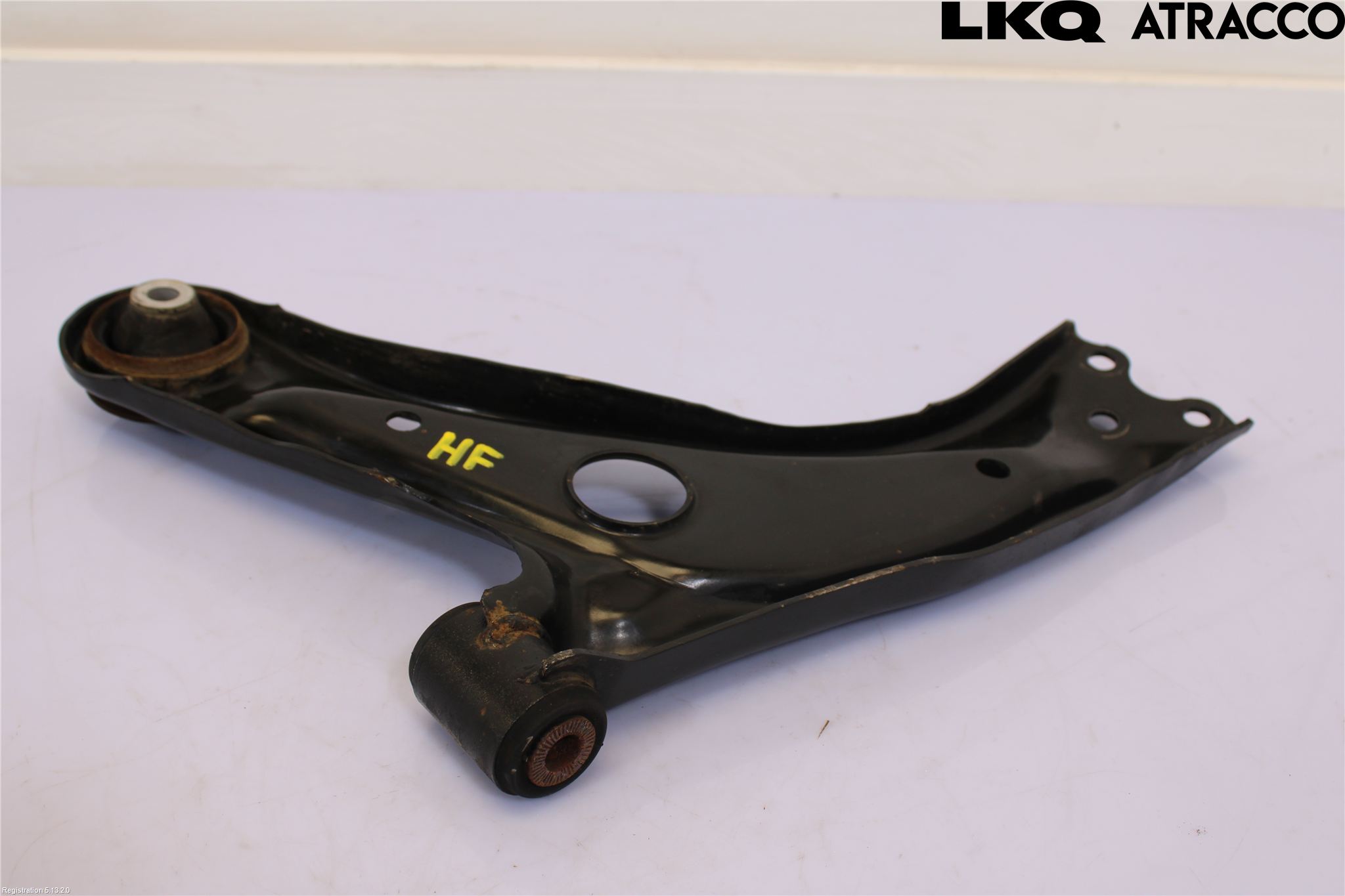 Toyota YARIS XP21 20- Bærearm Foran Høyre Nedre