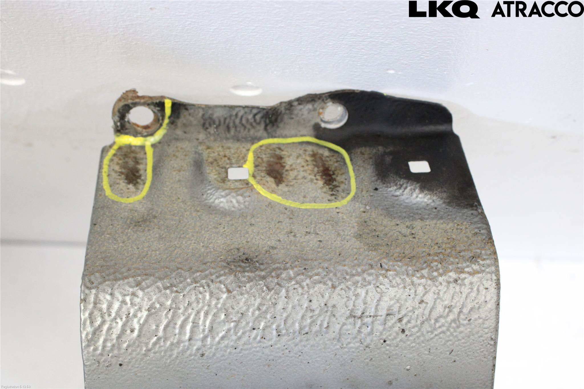 Toyota AURIS 13-19 Skjerm Foran Venstre