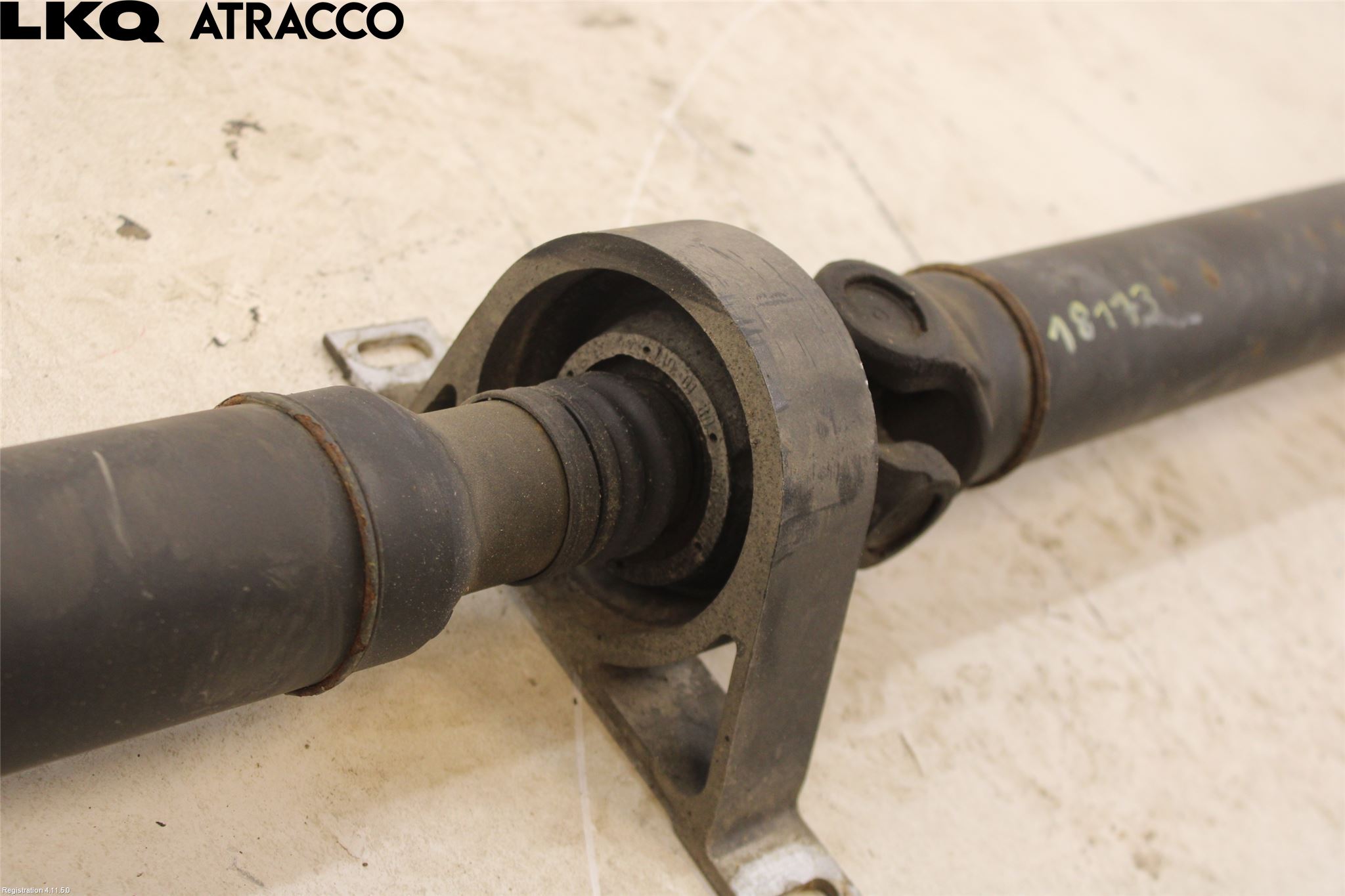 Mercedes-Benz MB E-KLASS (W212) 09-16 Mellomaksel Kompl