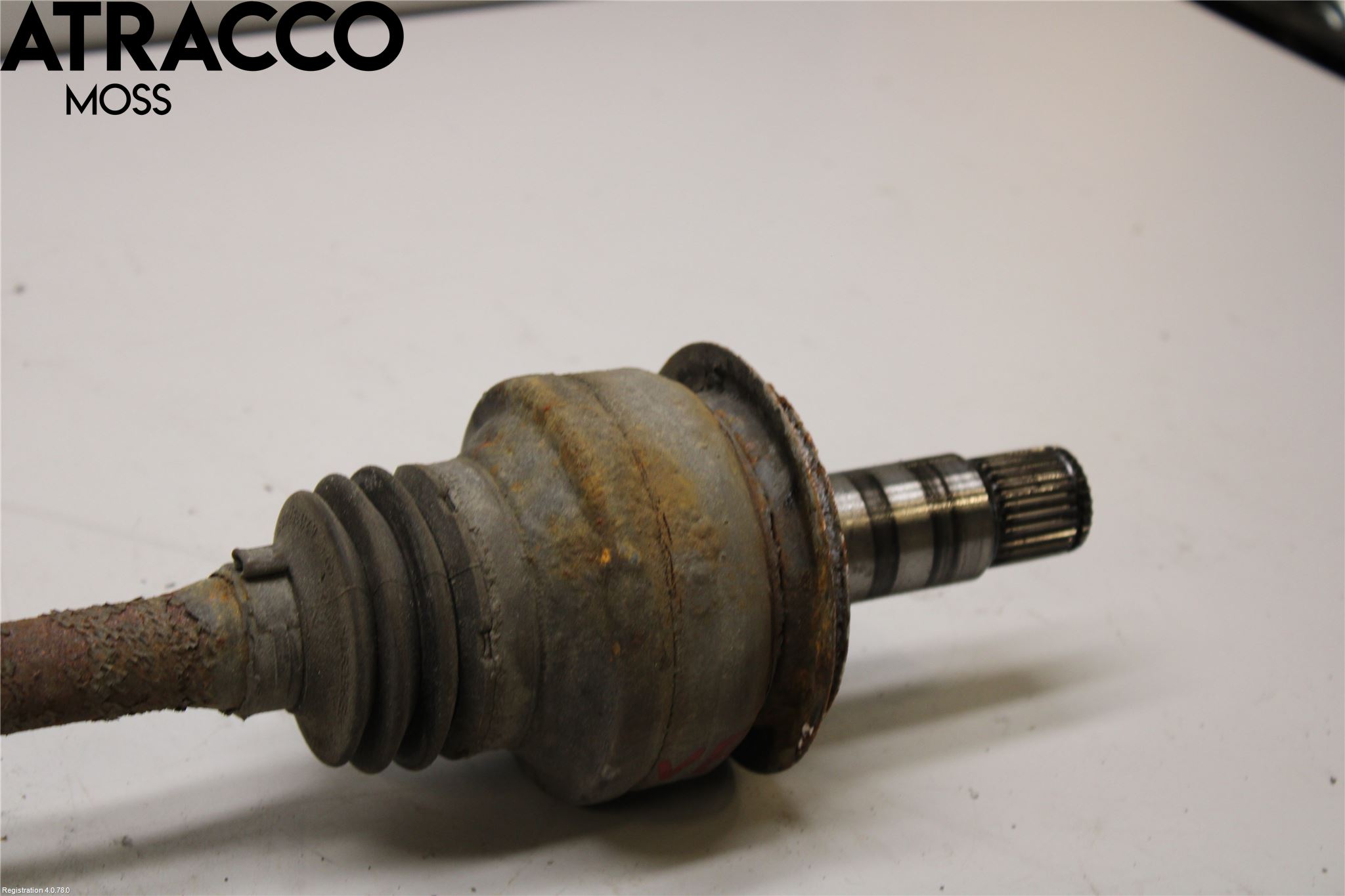 Mercedes-Benz MB E-KLASS (W212) 09-16 Drivaksel Bak Kompl Høyre