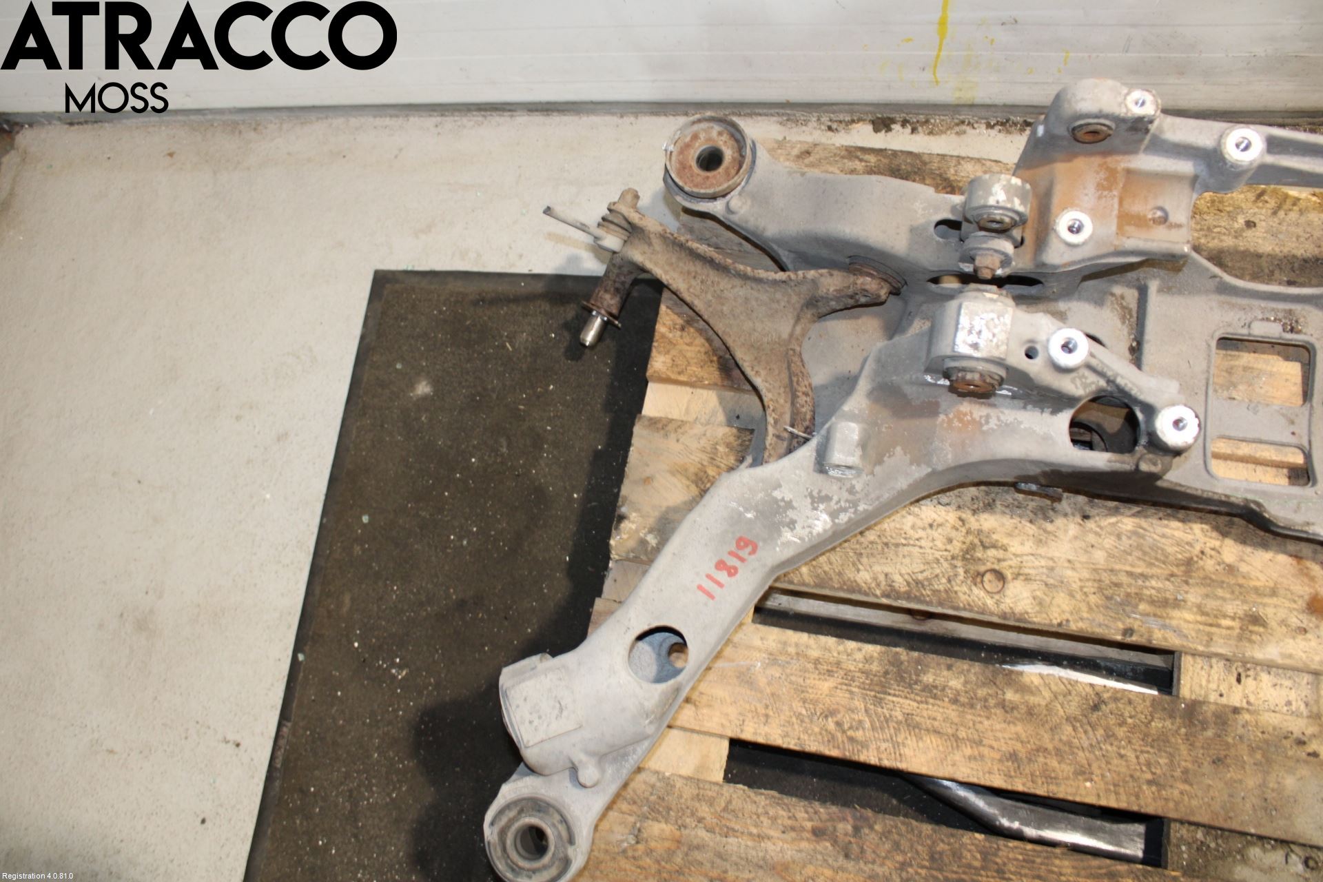 Volvo XC70 01-04 Bakaksel Feste Travers-Ramme