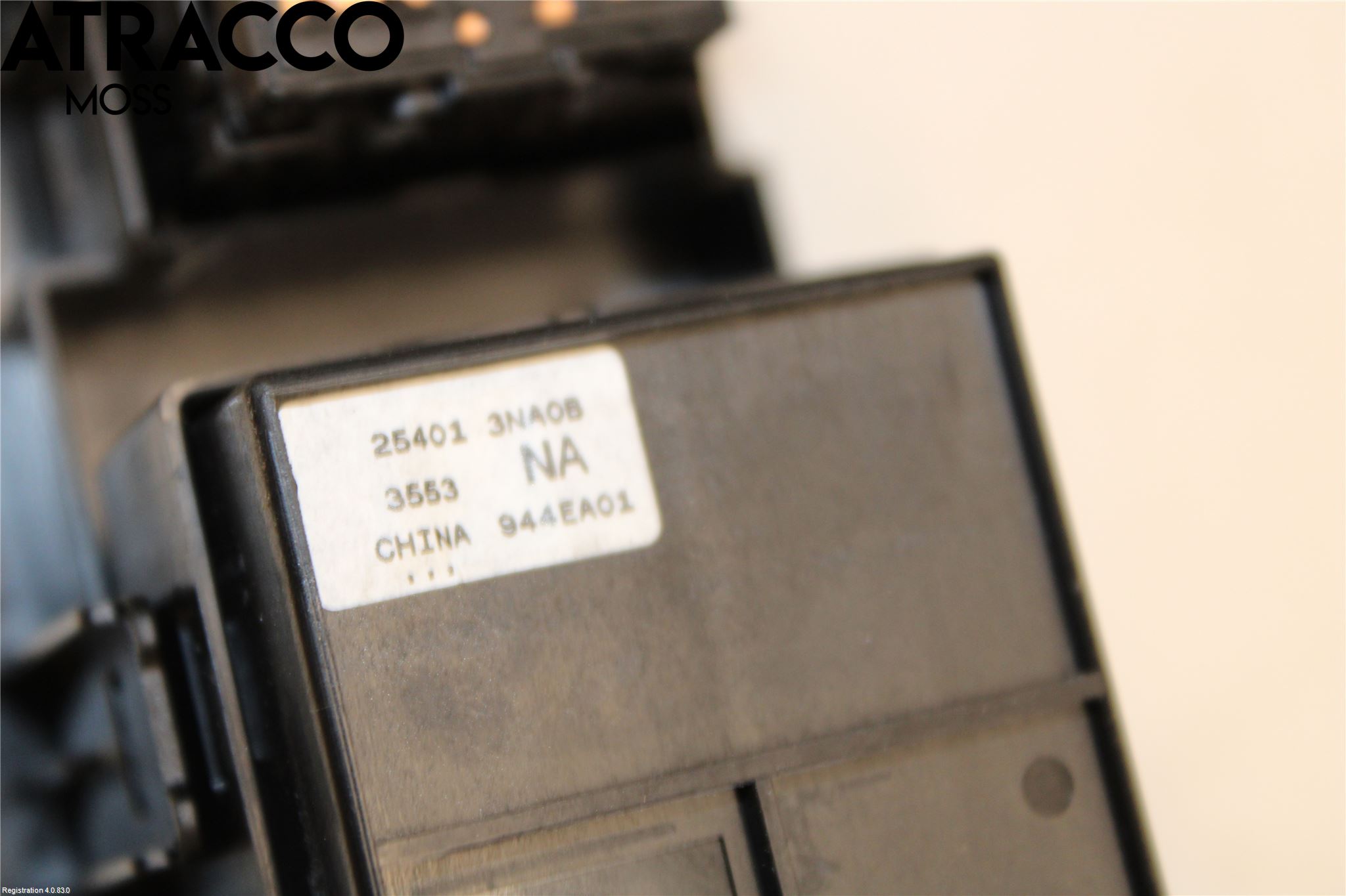 Nissan LEAF 11-17 Bryter Vindusheis