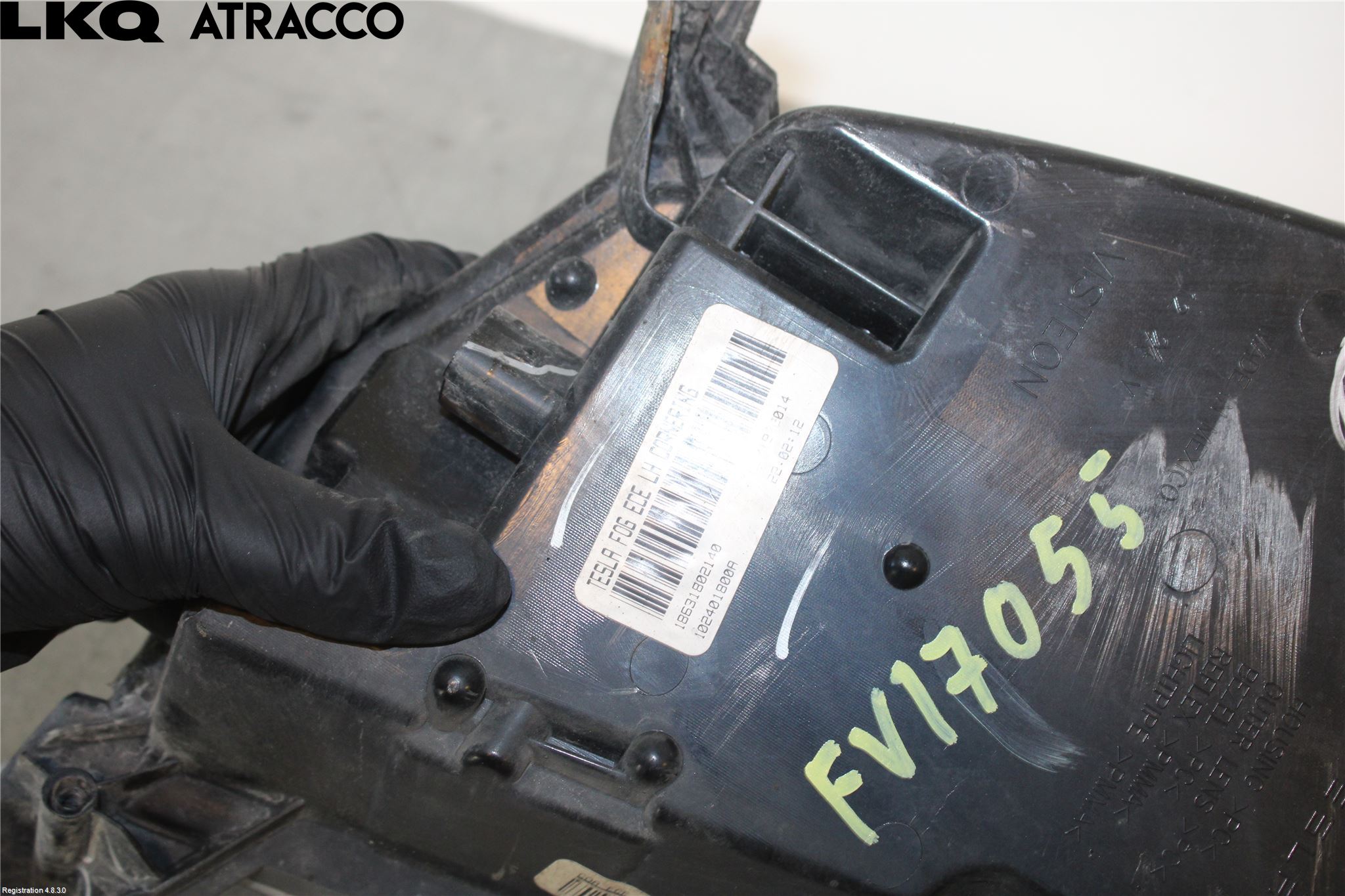 Tesla MODEL S 13- Frontlykt-Kurve-Tåkelys