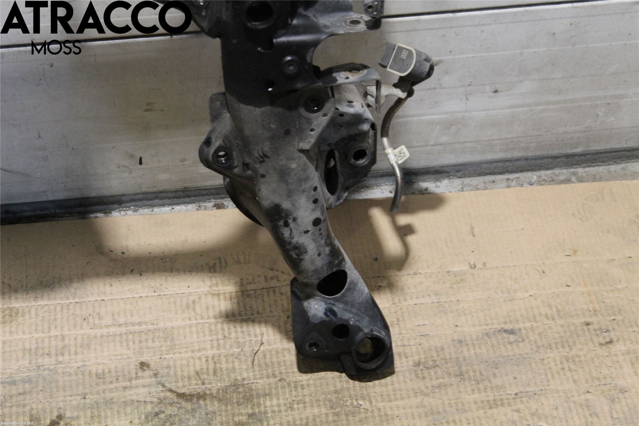BMW 4 F32/F33/F82/F83 13-20 Forstillingsbjelke(Tvergående)