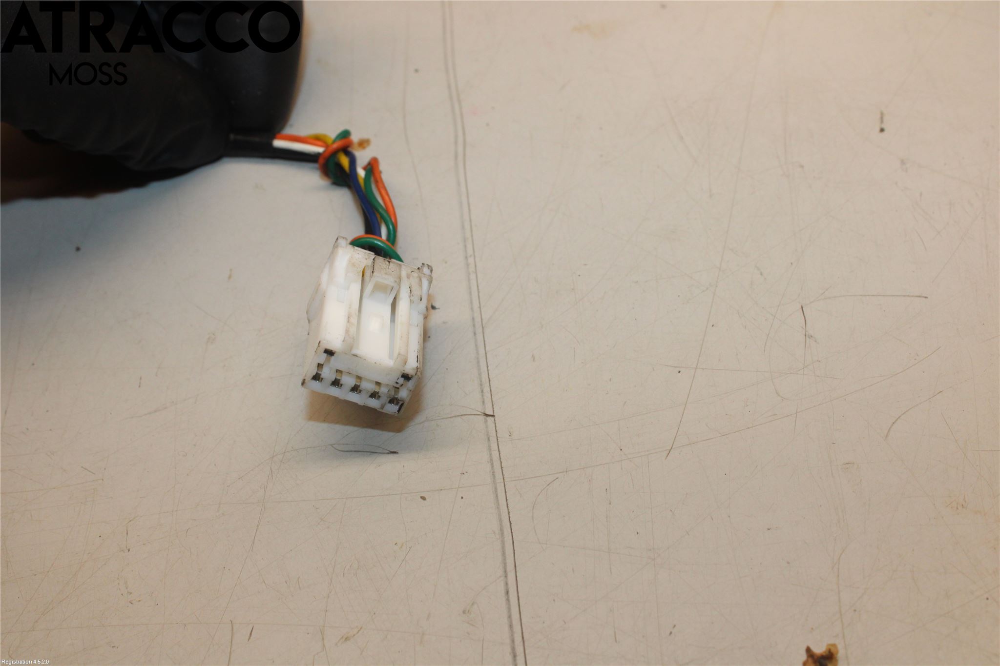 Mitsubishi OUTLANDER 07-12 Speil V M-El Justering