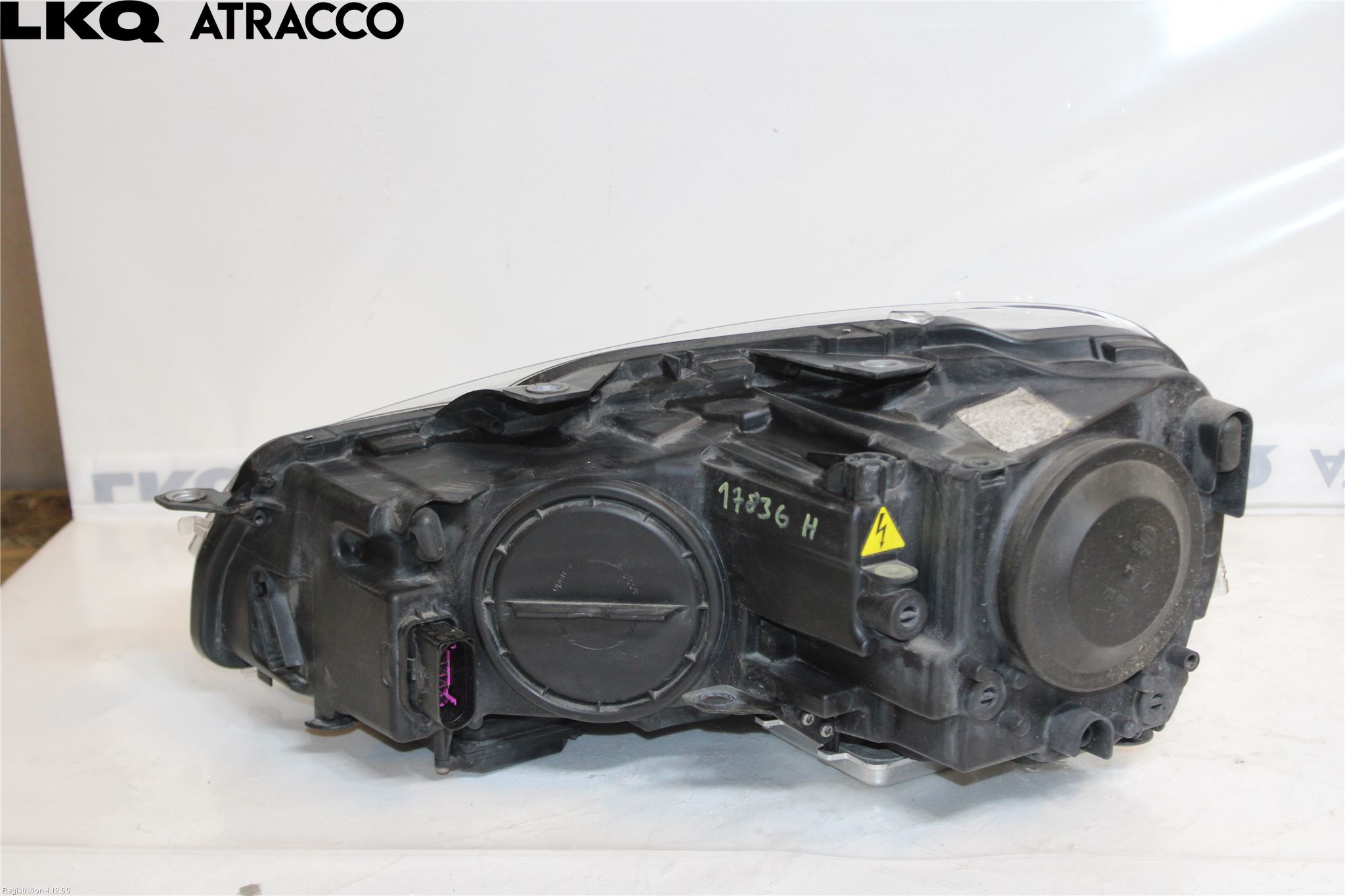 Volkswagen VW GOLF VI 09-13 Frontlykt Høyre