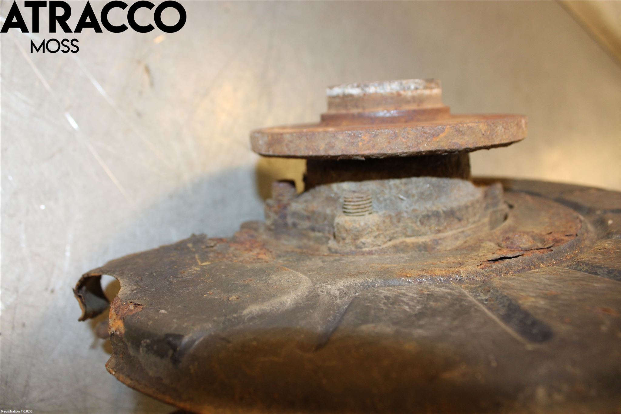 Skoda SUPERB 09-15 Spindel Vf