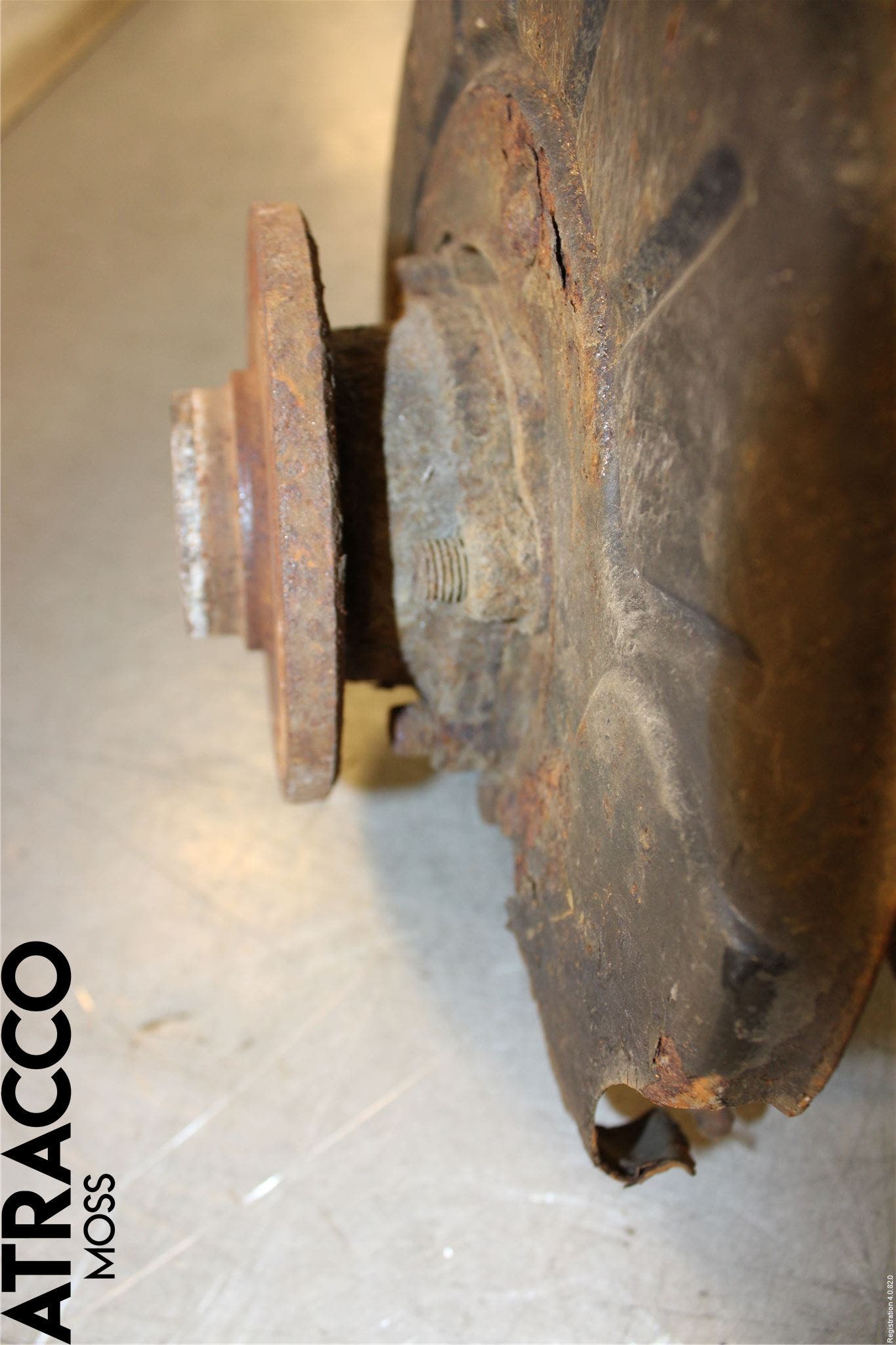 Skoda SUPERB 09-15 Spindel Vf