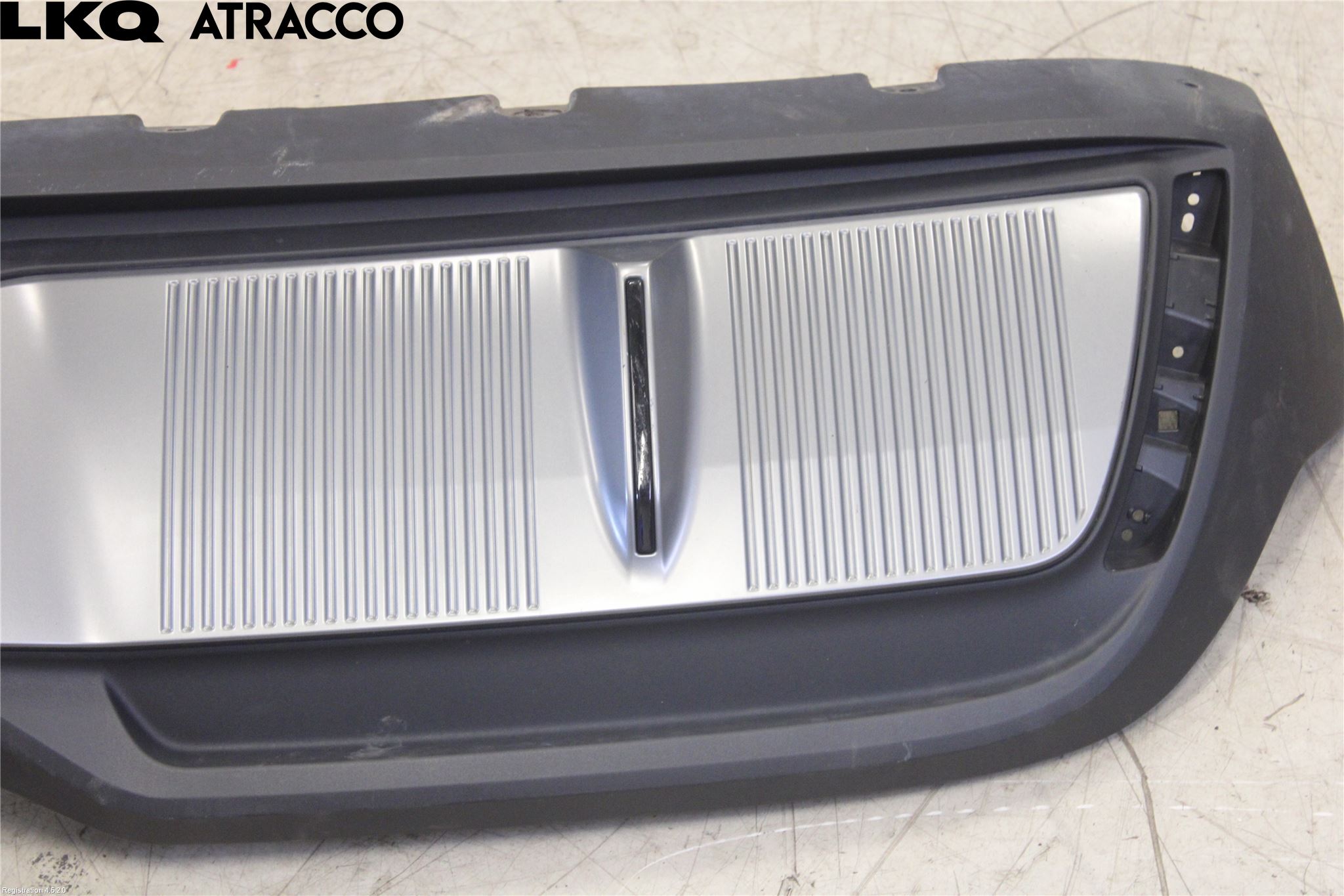 MG 4 23- Spoiler Bak