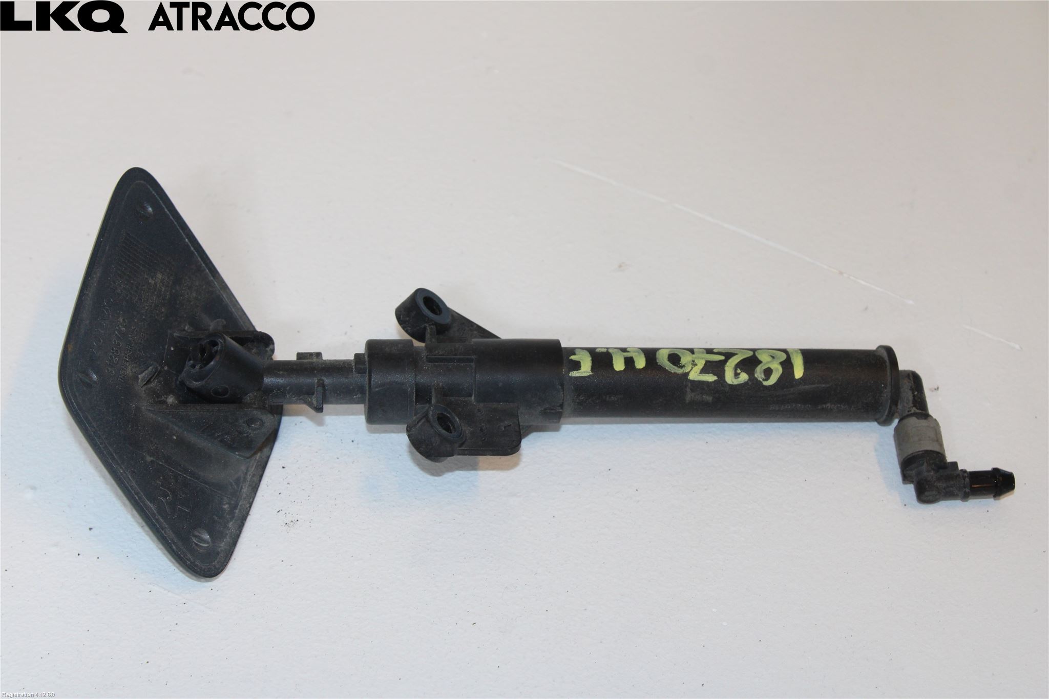 Volvo V40 12-19 Spylerdyse Frontlykter