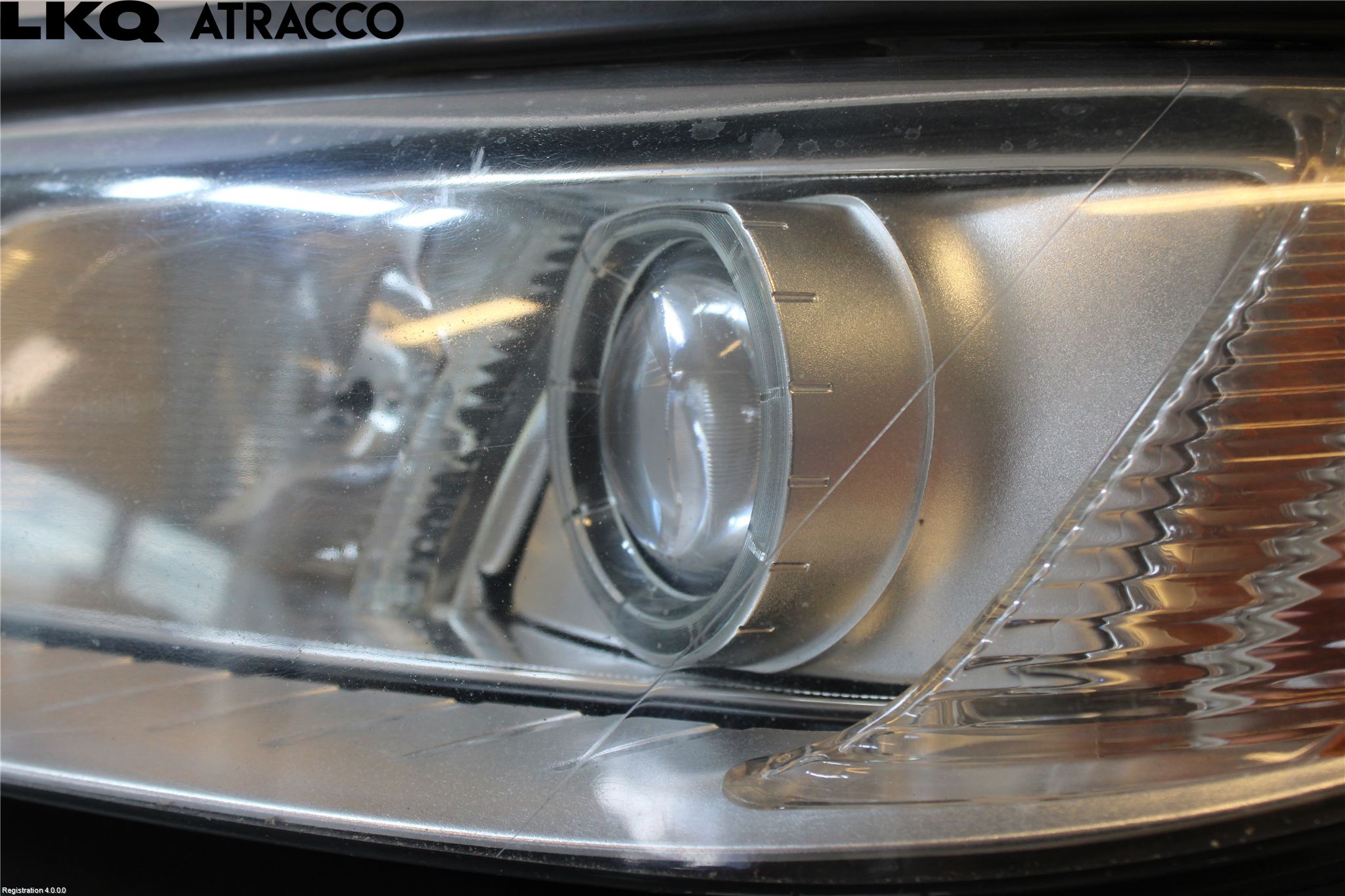 Volvo V70 08-13 Frontlykt Venstre