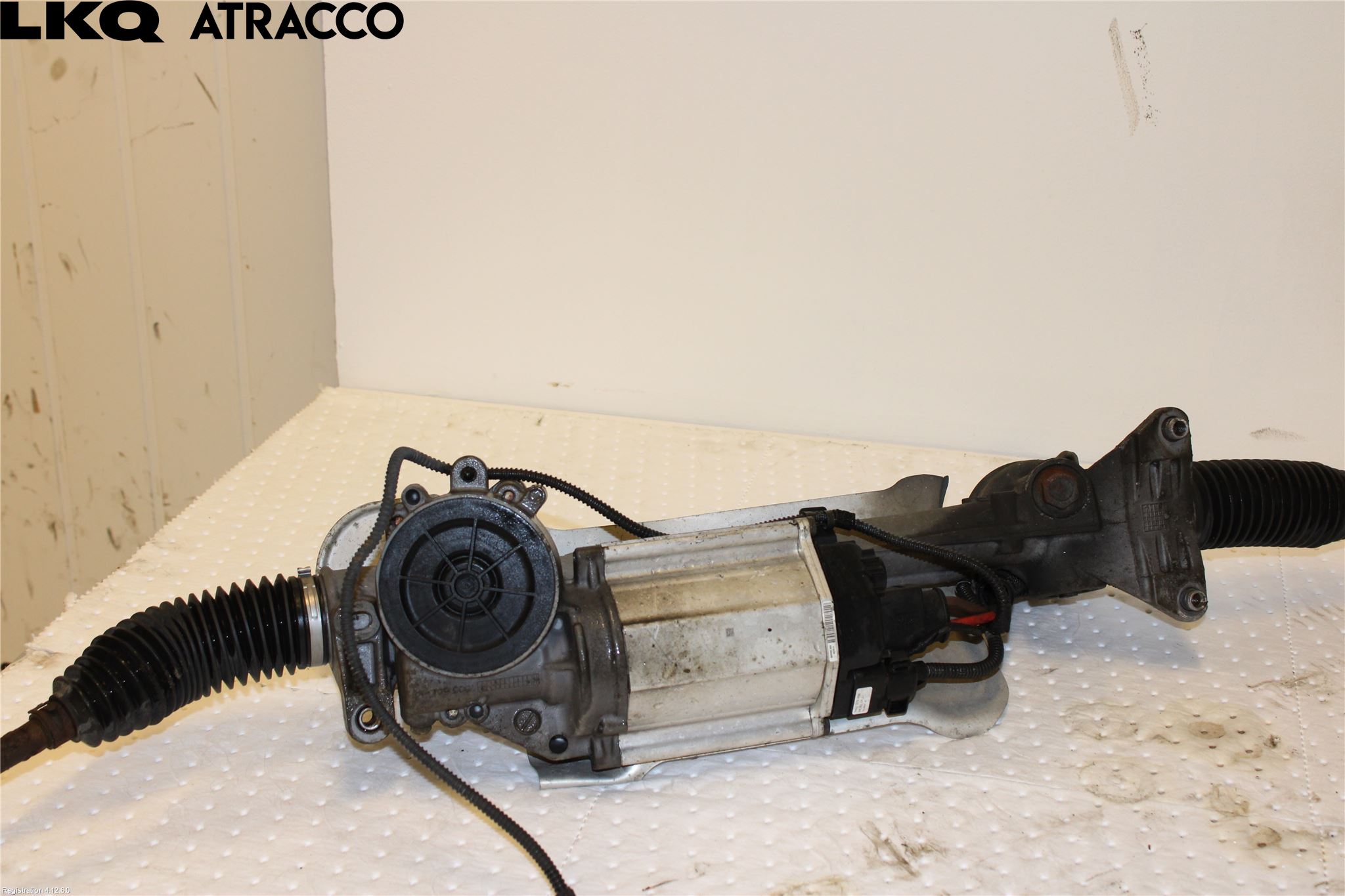 Volkswagen VW CADDY 11-15 Servo Snekke - Tannstang