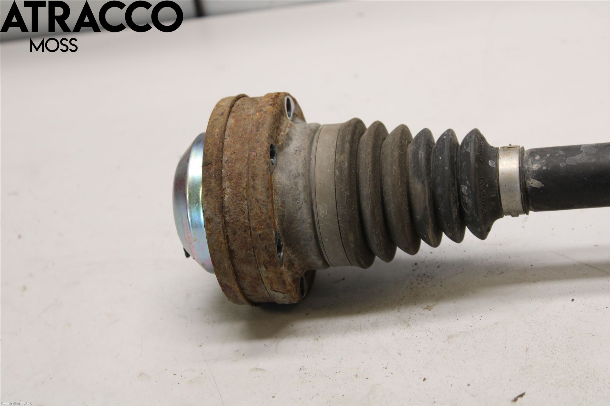 Audi Q5 09-16 Drivaksel Bak Kompl Venstre