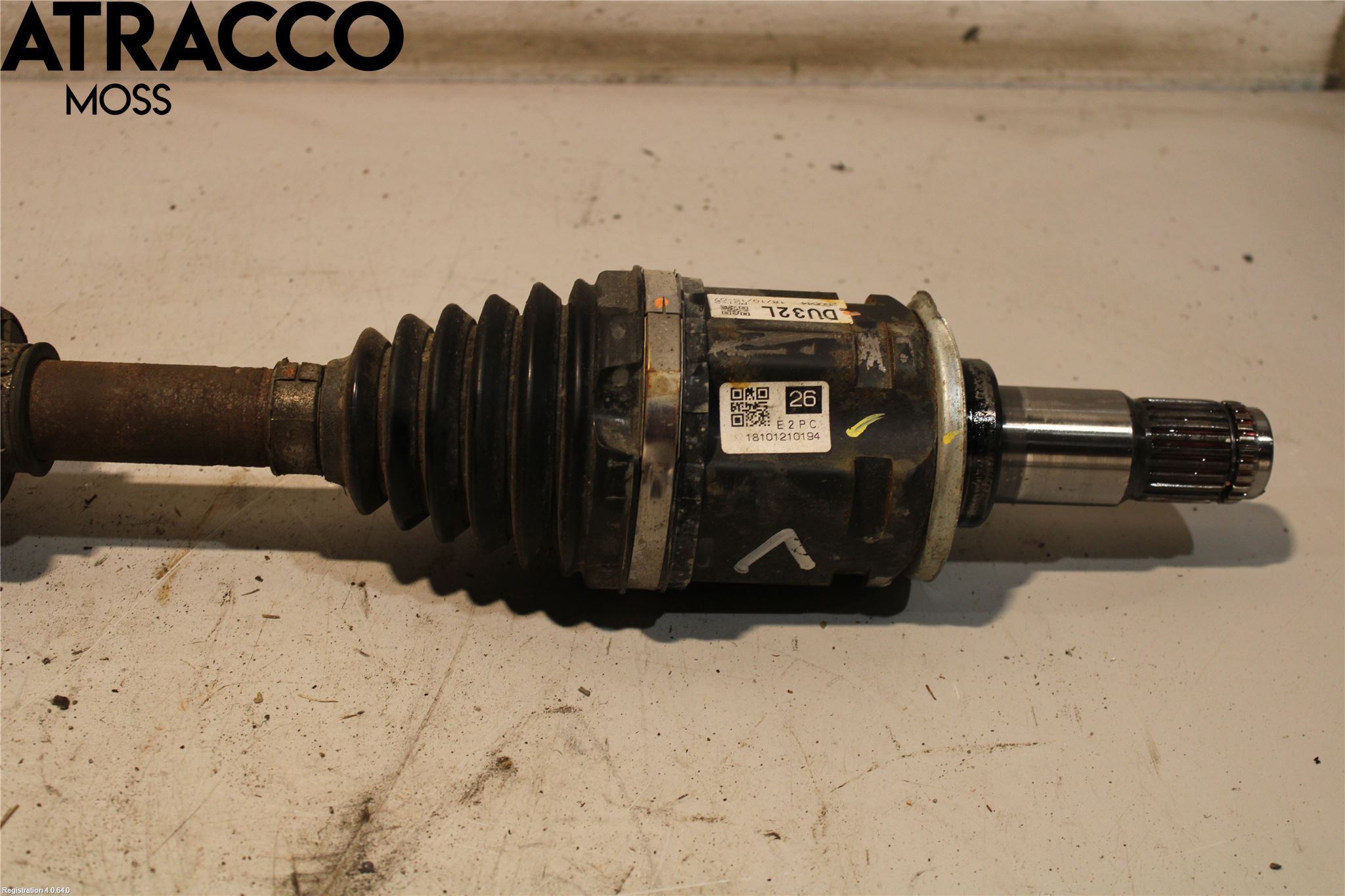 Toyota RAV4 13-18 Drivaksel Foran Kompl Venstre