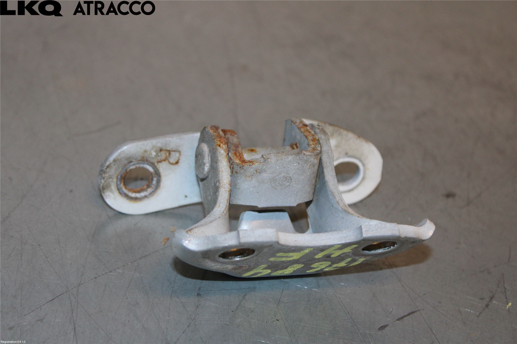 Toyota RAV4 13-18 Dørhengsel