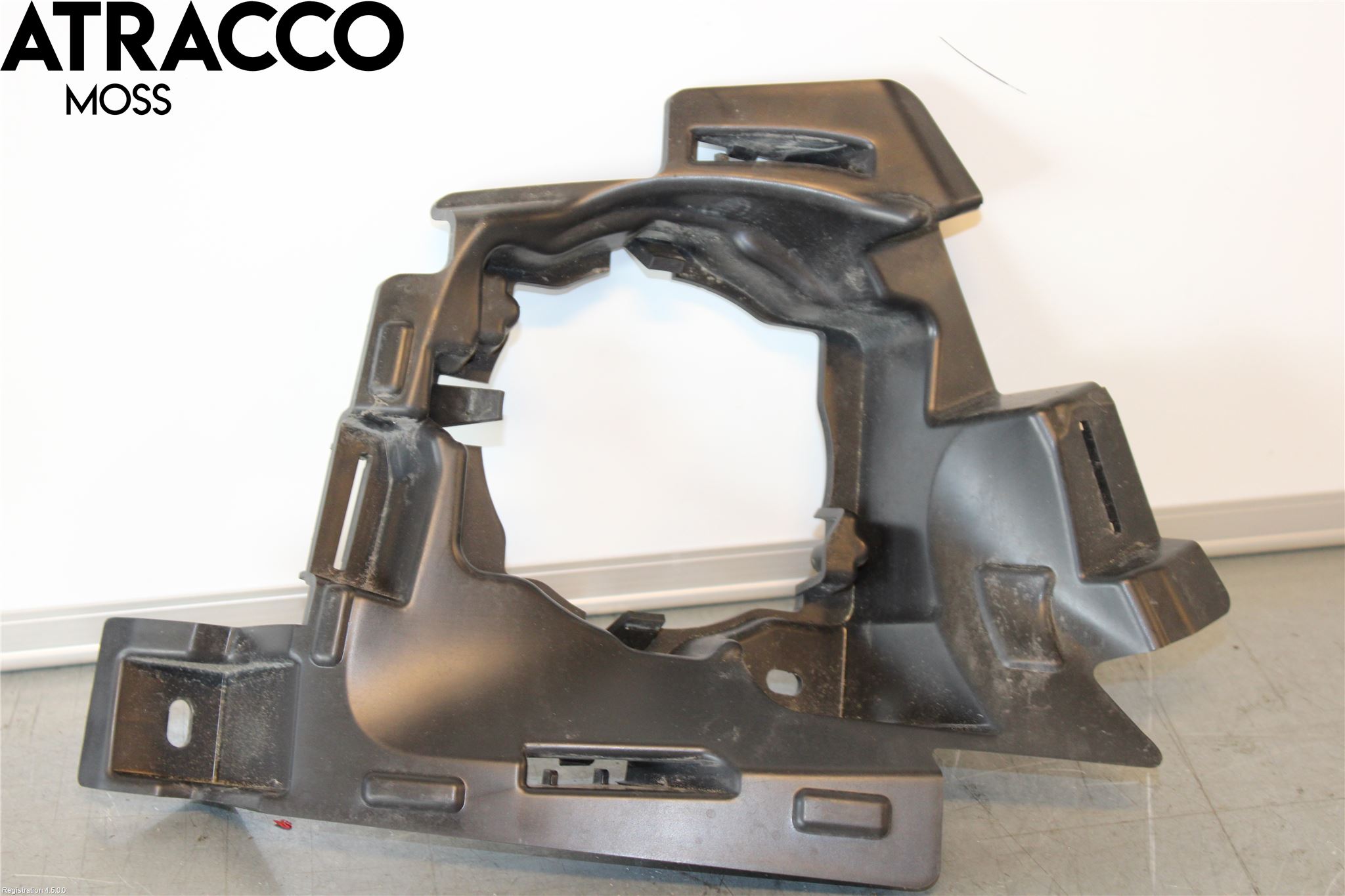 Toyota PROACE II 16- Støtfanger Foran Feste